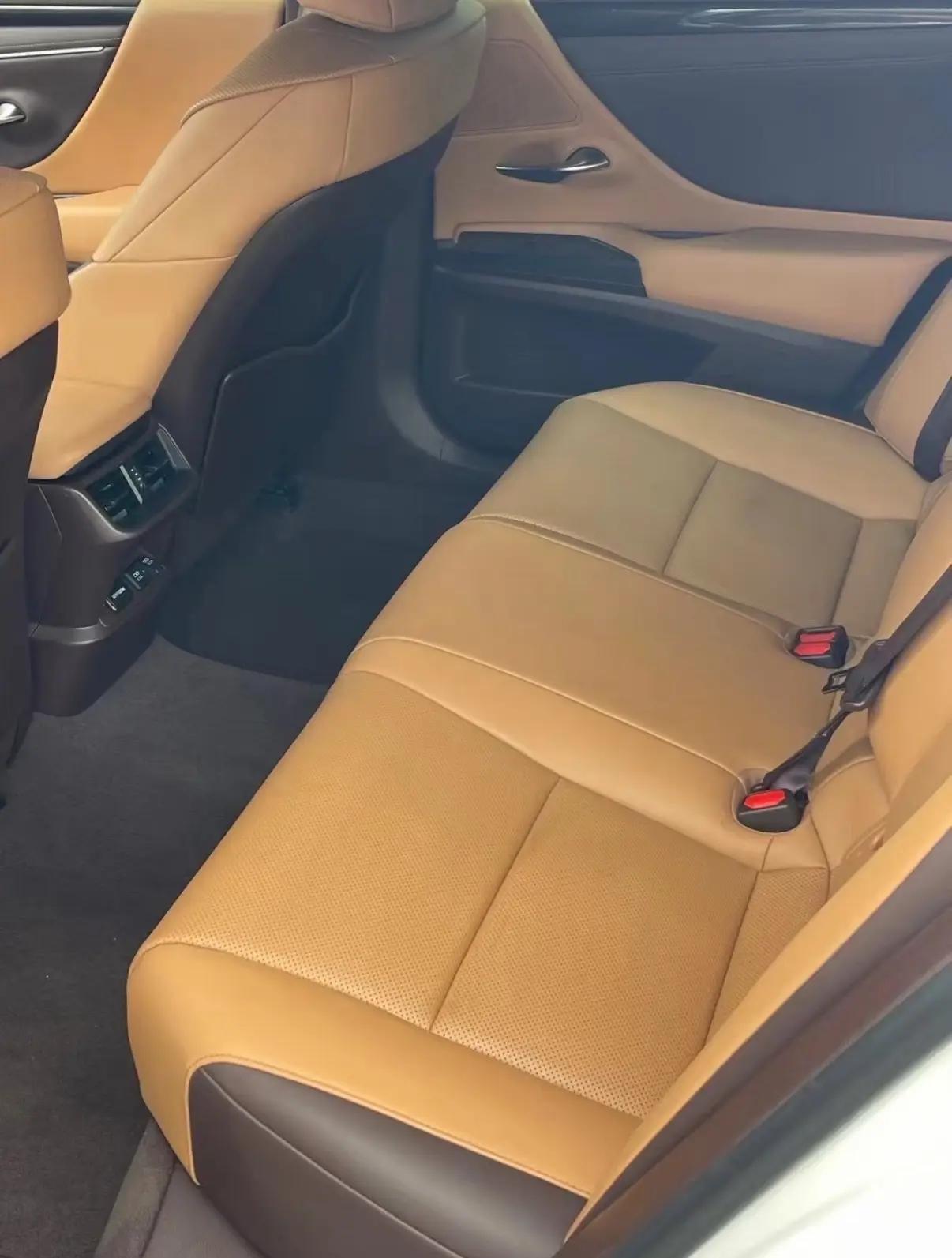 Lexus ES 2020 200 Excellence Edition 3