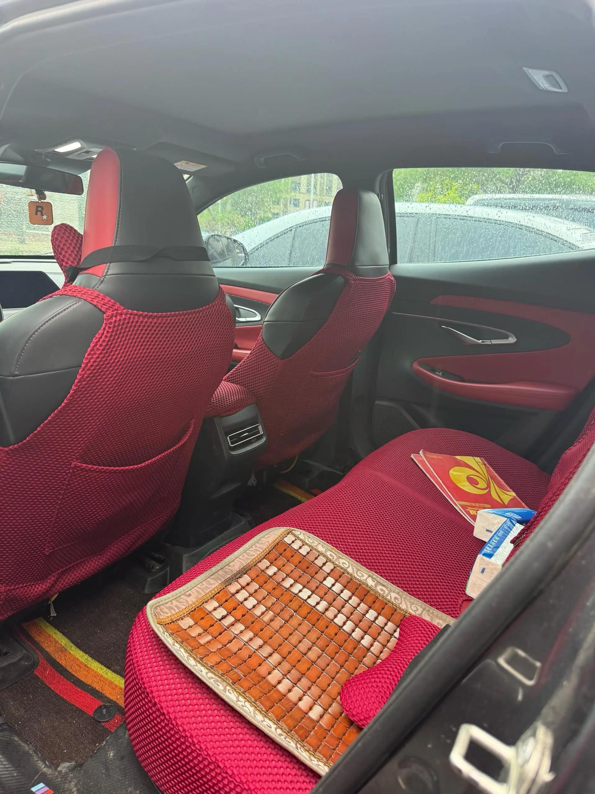 ChangAn UNI-T 2020 1.5T Honorable Model 5
