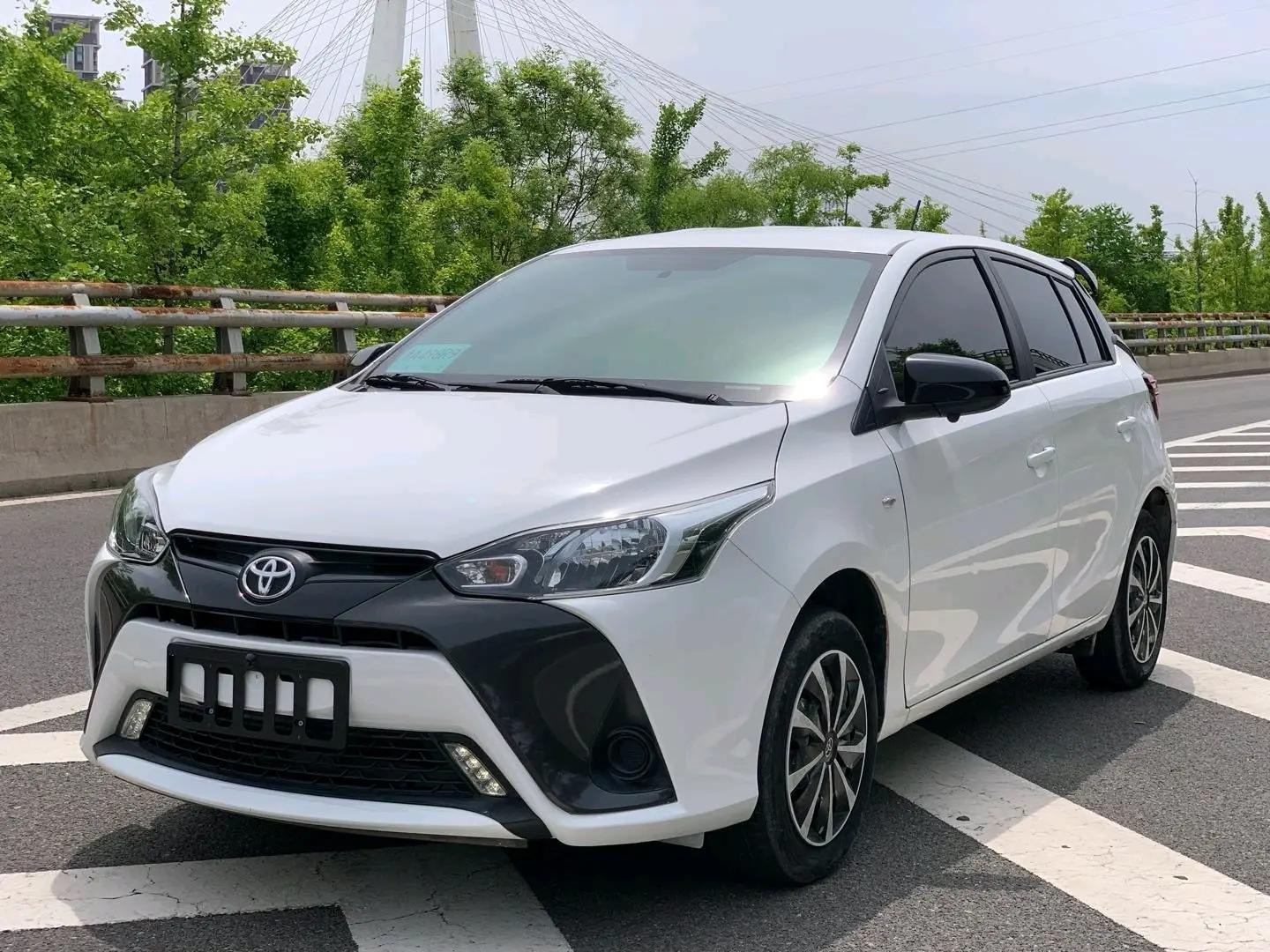 YARiS L Zhixuan 2022 1.5L CVT Leading PLUS Edition