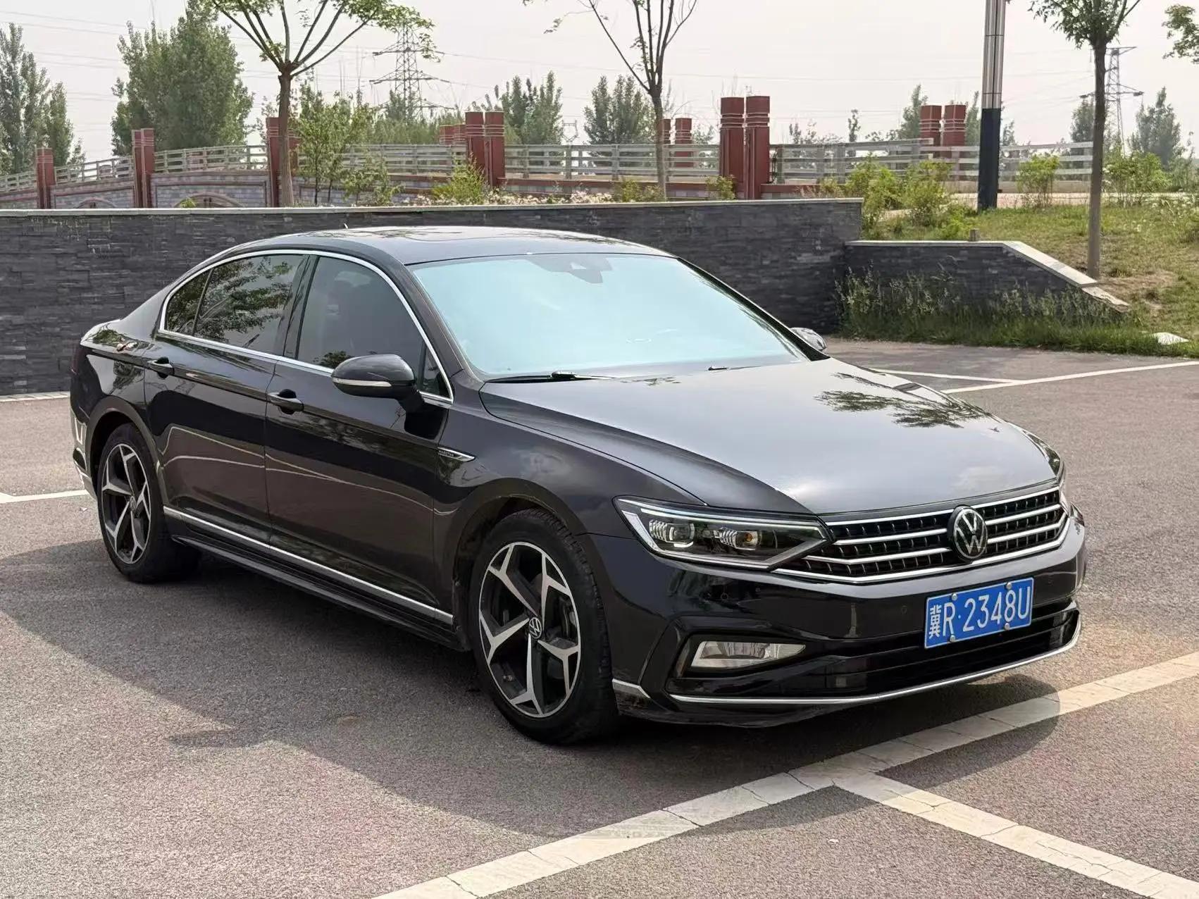 Magotan 2022 330TSI DSG Basic 3