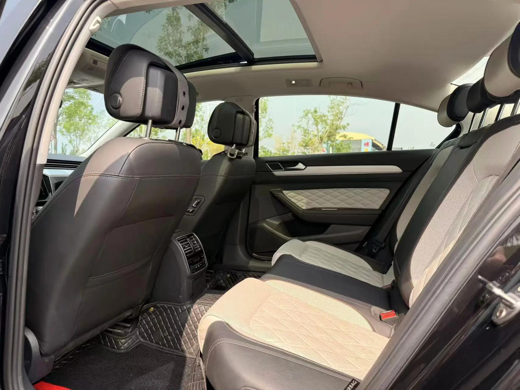 Magotan 2022 330TSI DSG Basic 6