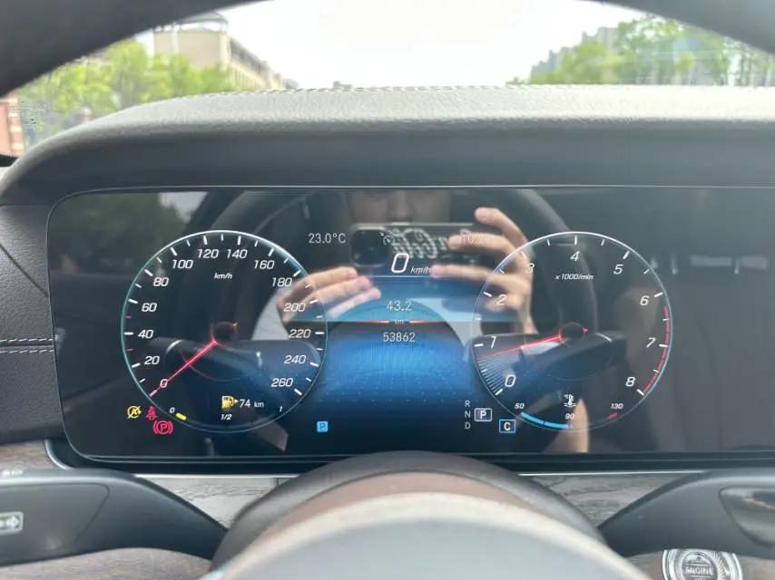 Mercedes Benz E Class 2021 E 300 L Luxury Model 8