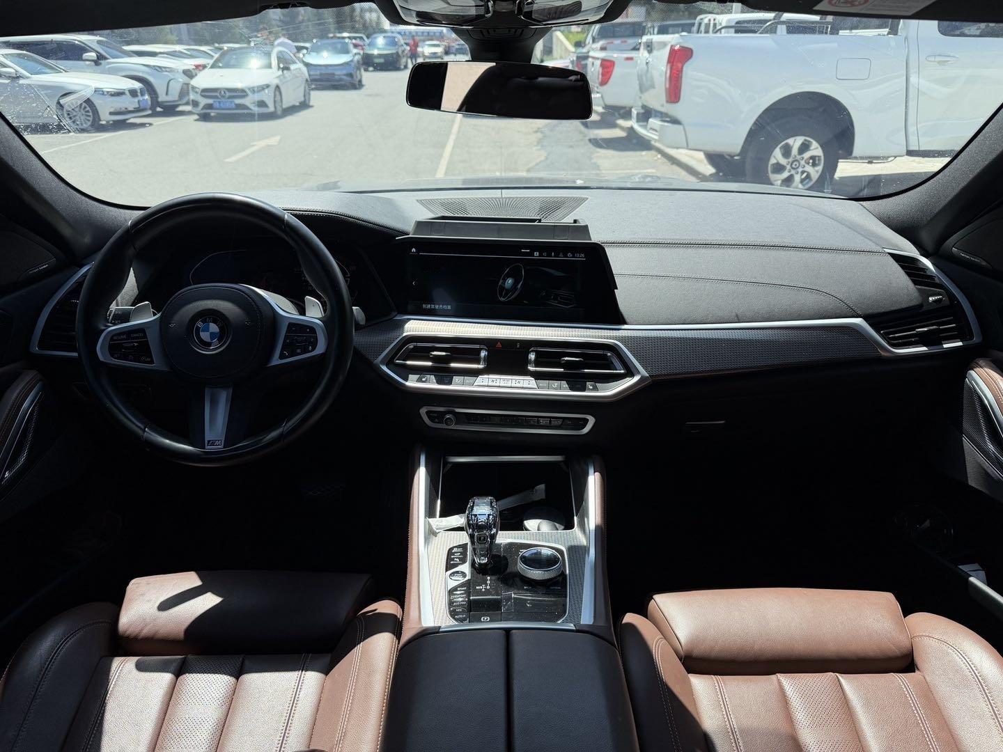 BMW X6 2022 facelift xDrive40i M sports suit 5