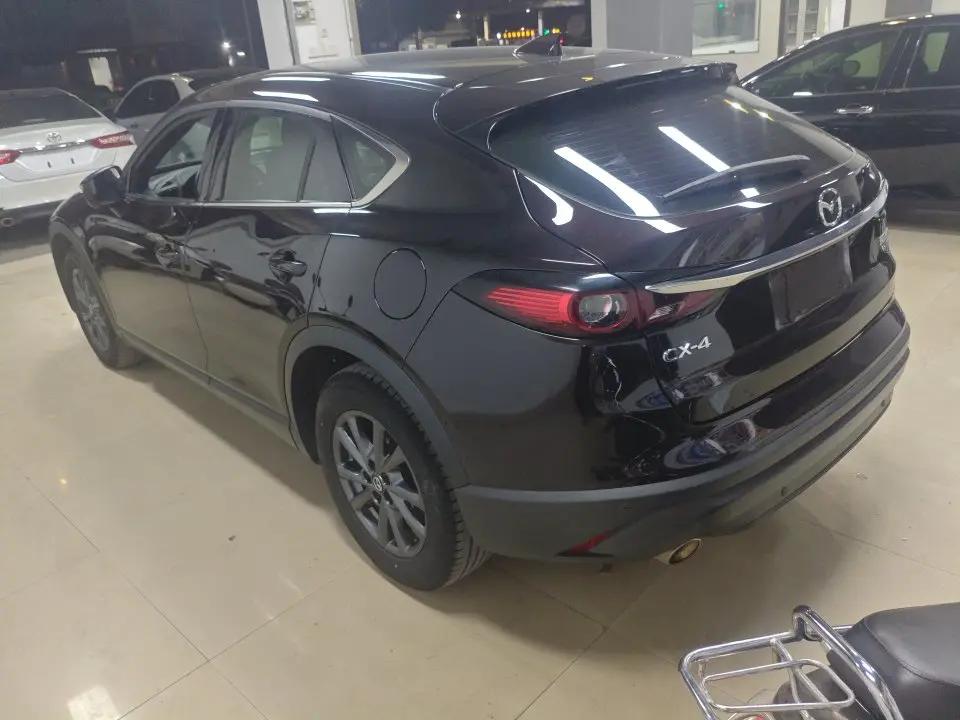 Mazda CX-4 2020 2.0L Automatic Two-Drive Blue Sky Vital Edition 3