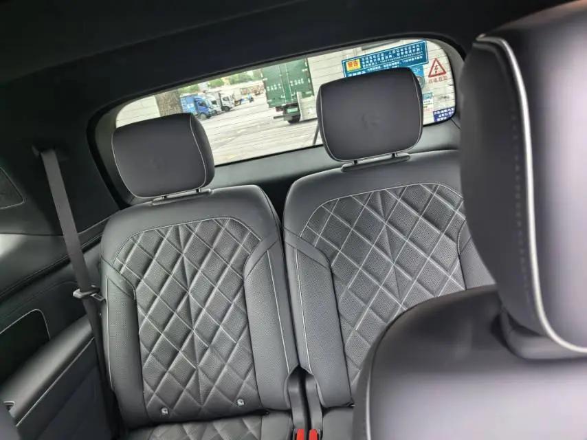 NIO 2026 ES8 6-Seater Executive Luxury Edition Automatic 7