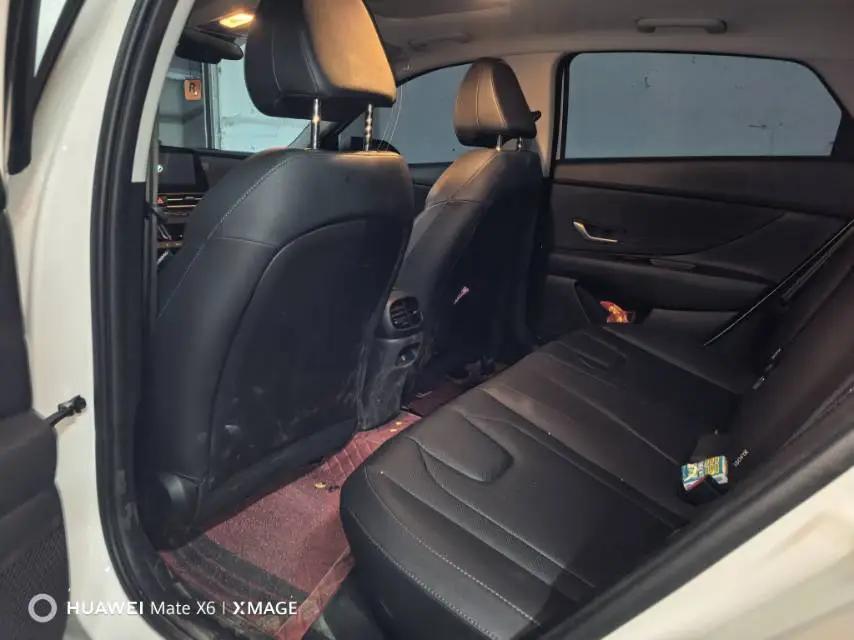 Elantra 2023 1.5L CVT LUX Prestige Edition 2