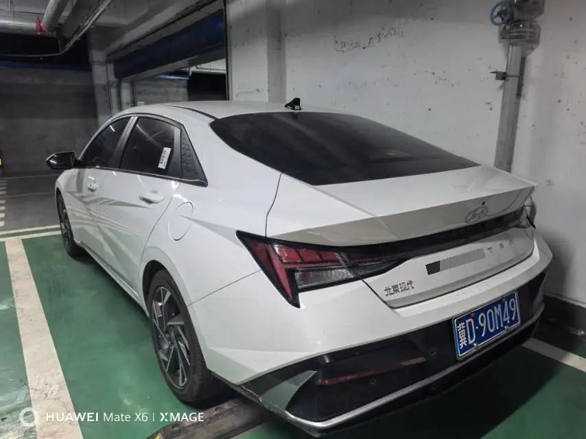 Elantra 2023 1.5L CVT LUX Prestige Edition 6