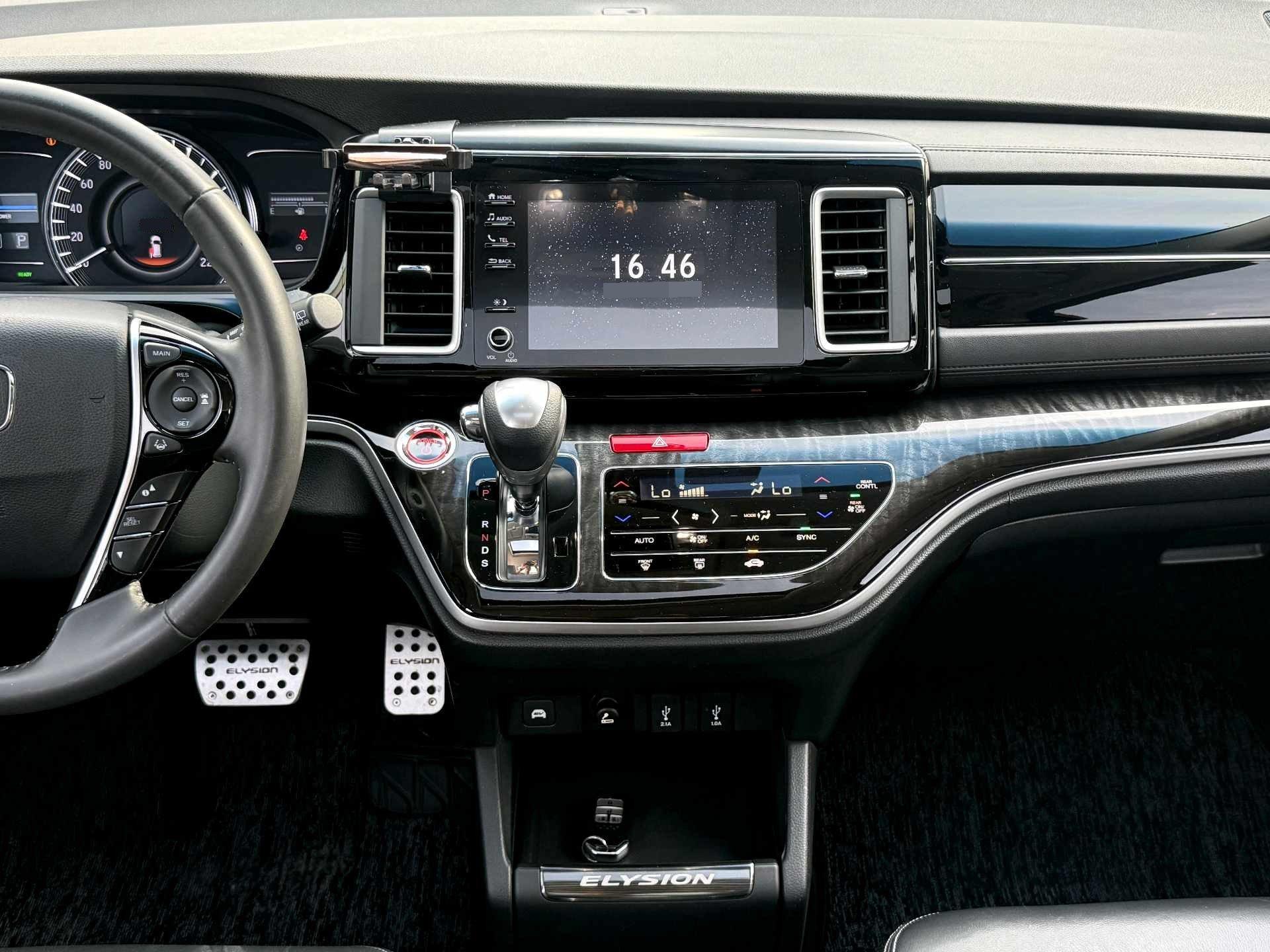 Elyson 2019 2.0L Hybrid Deluxe Edition 11