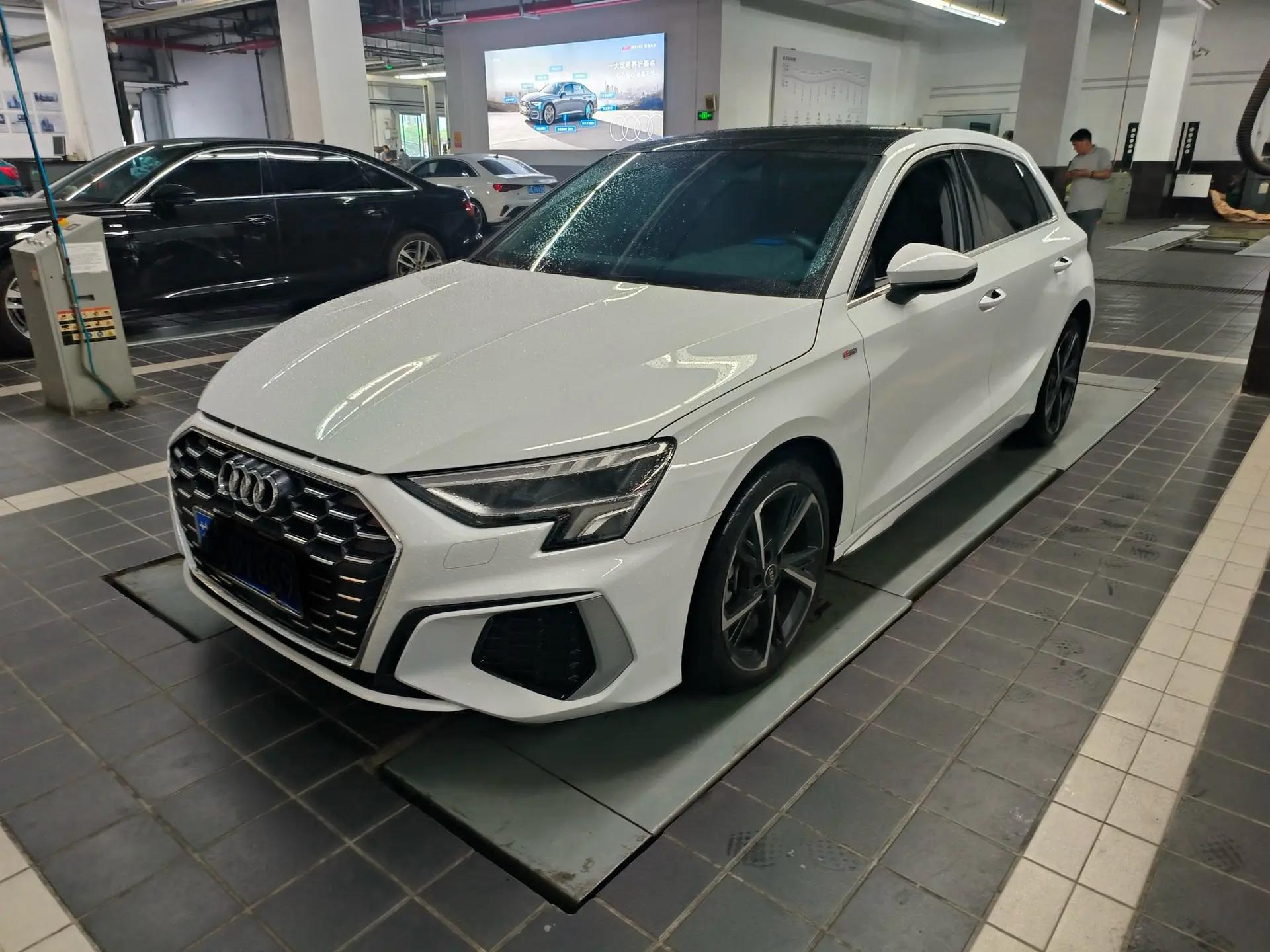 Audi 2023 A3 Sportback 1.4TFSI 35TFSI Fashion Sport (facelift) Automatic