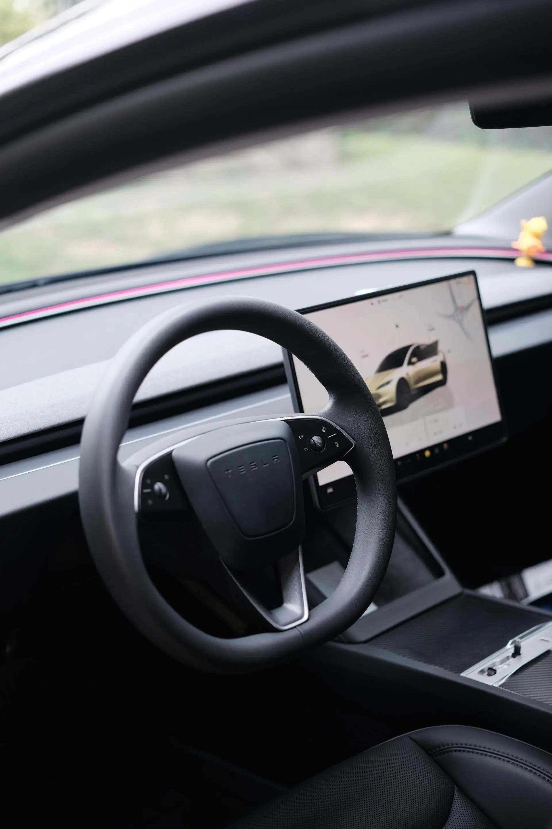 Model 3 2023 long-range all-wheel drive 10
