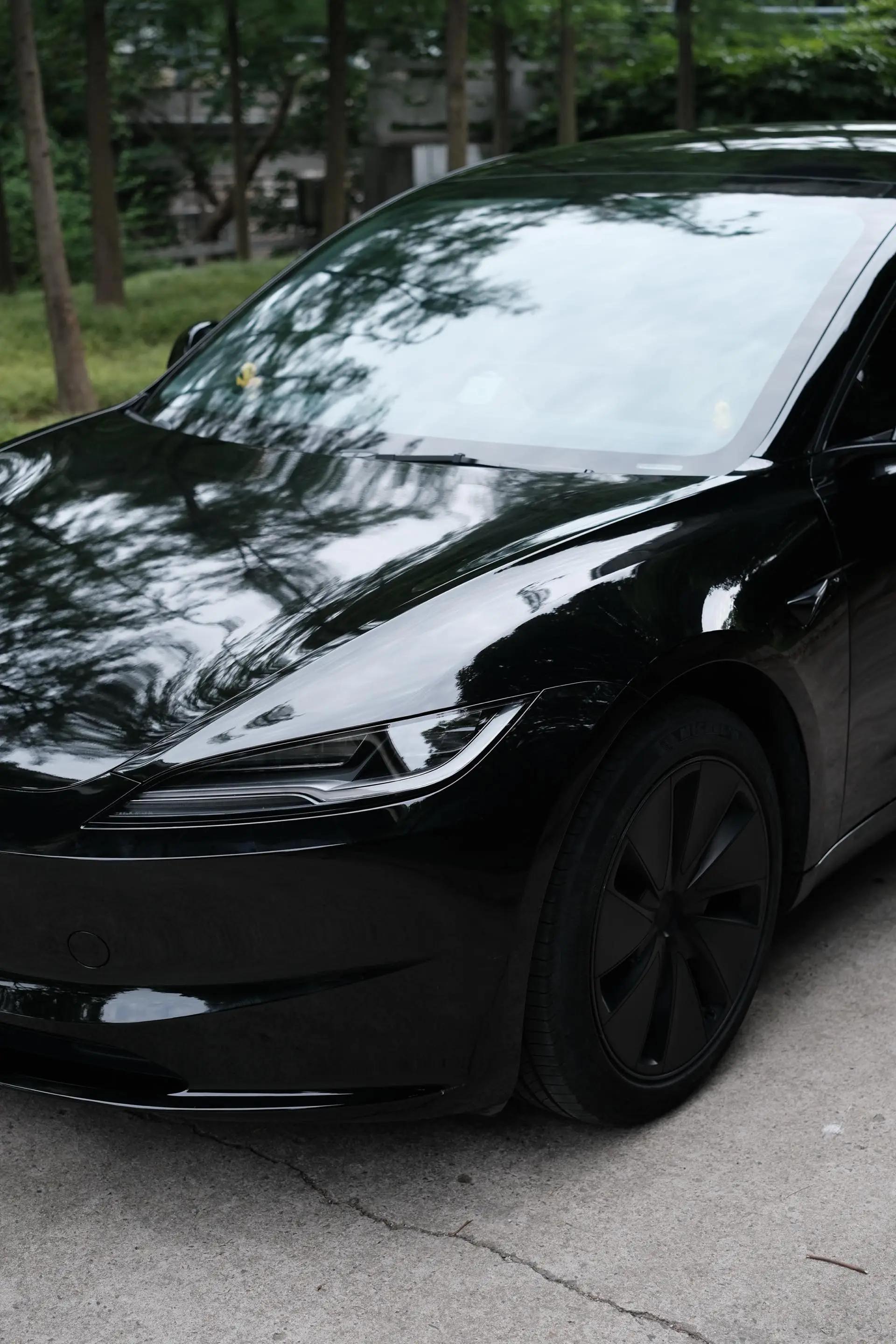 Model 3 2023 long-range all-wheel drive 4