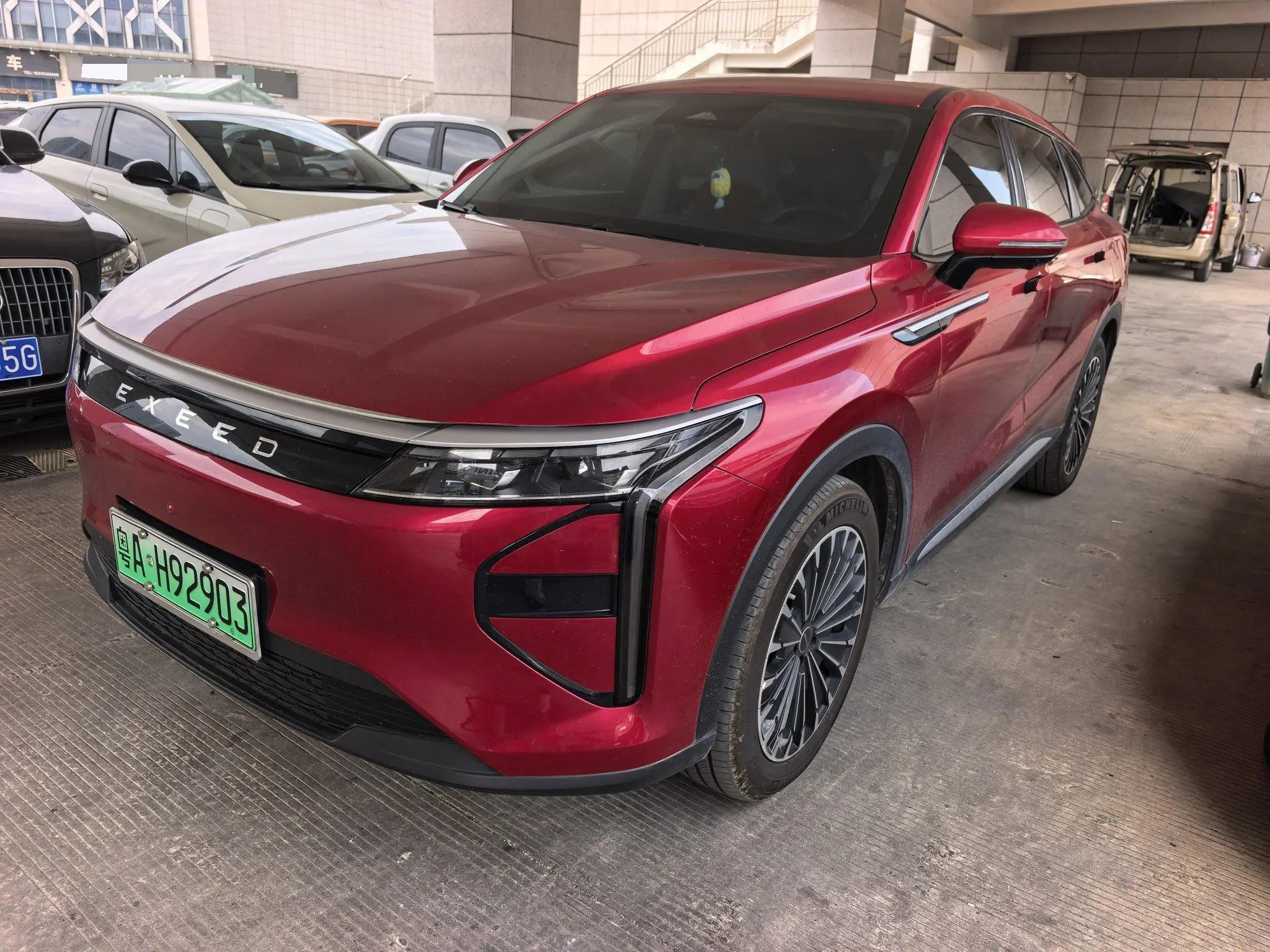 Открыть галерею: Starway 2025 Yao Guang C- DM 1.5T Front-Wheel Drive Long-Range Pro Automatic