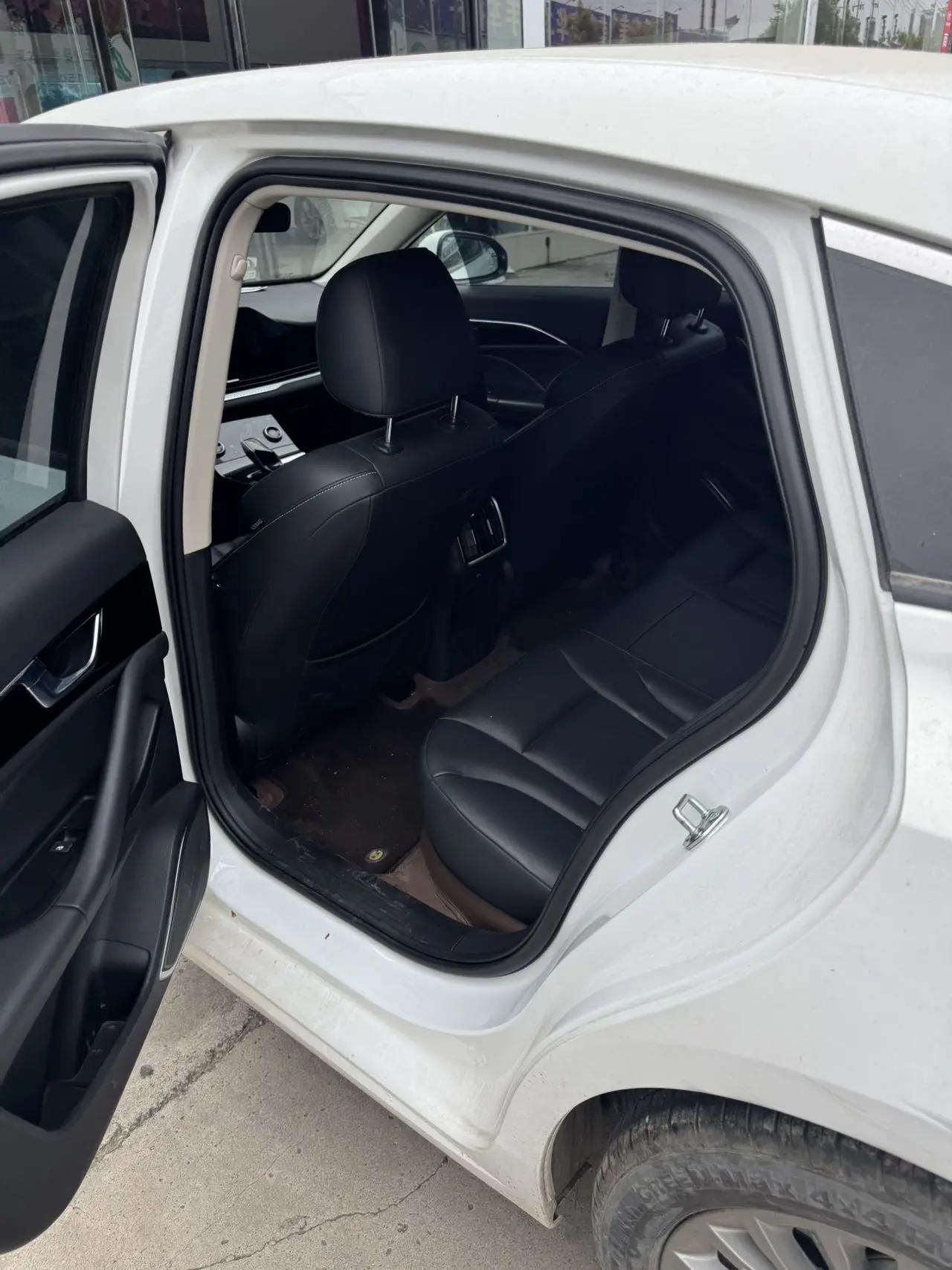 Bestune 2023 B70 1.5T enjoy automatic gear 3