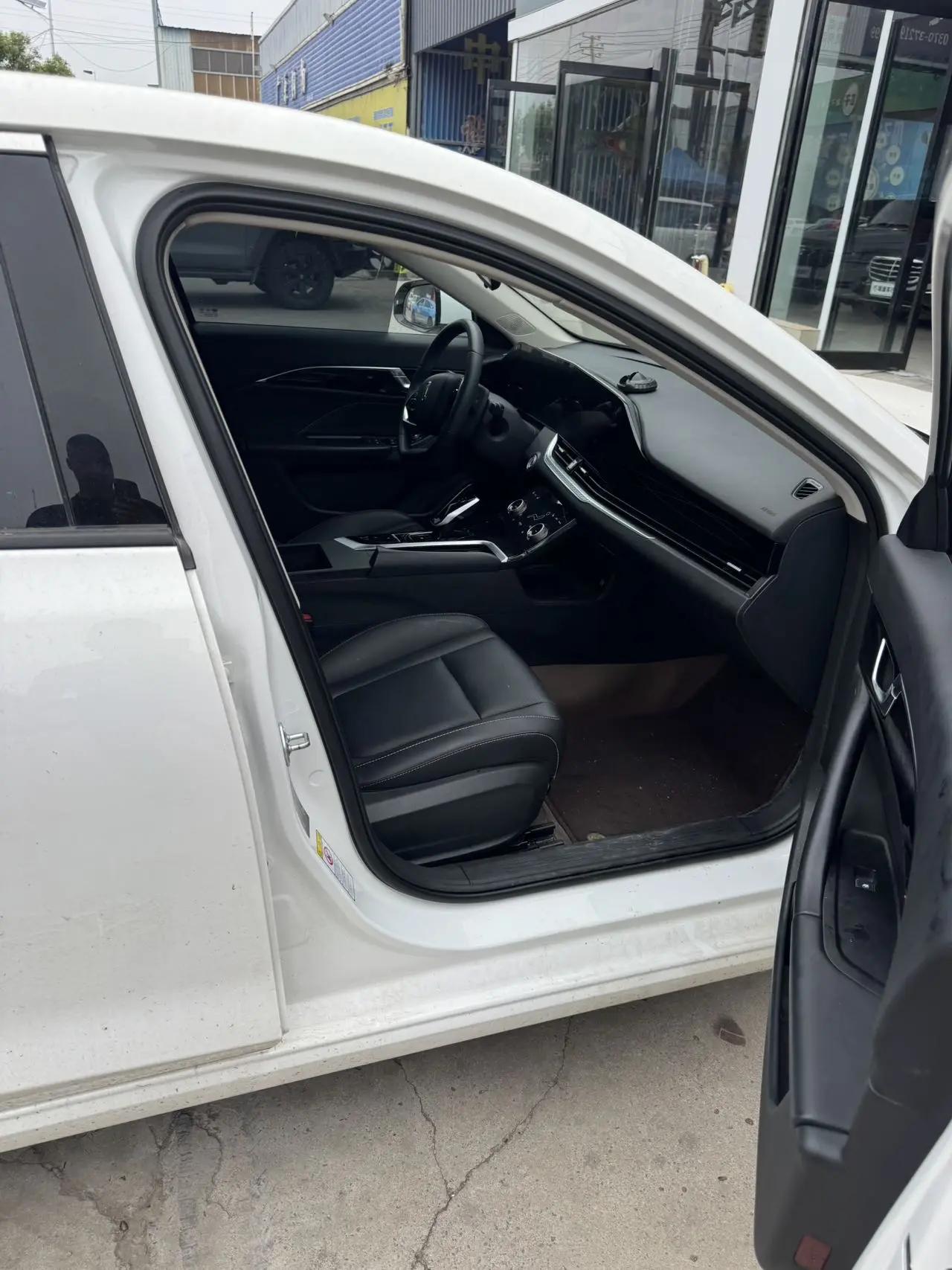 Bestune 2023 B70 1.5T enjoy automatic gear 5