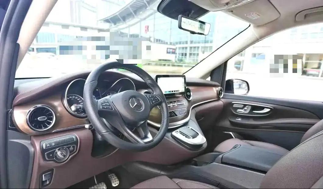 Mercedes Benz V 2022V 260 L 2.0T Deluxe Edition Automatic Gear 2