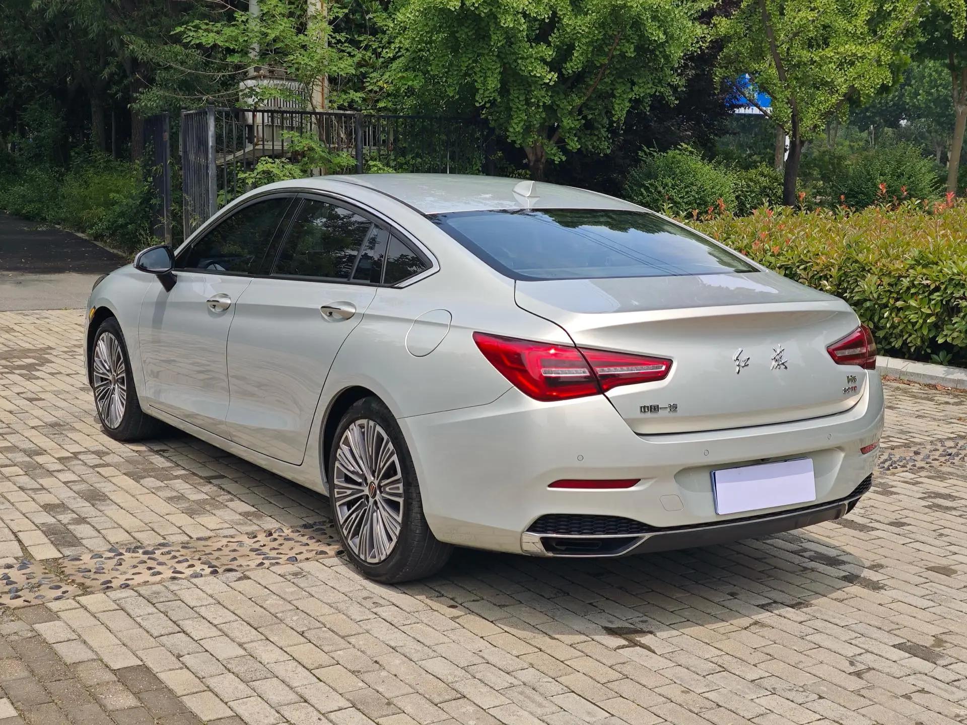 HongQi H5 Classic 2022 Classic Change 1.5T DCT Flag Rhyme Edition 9