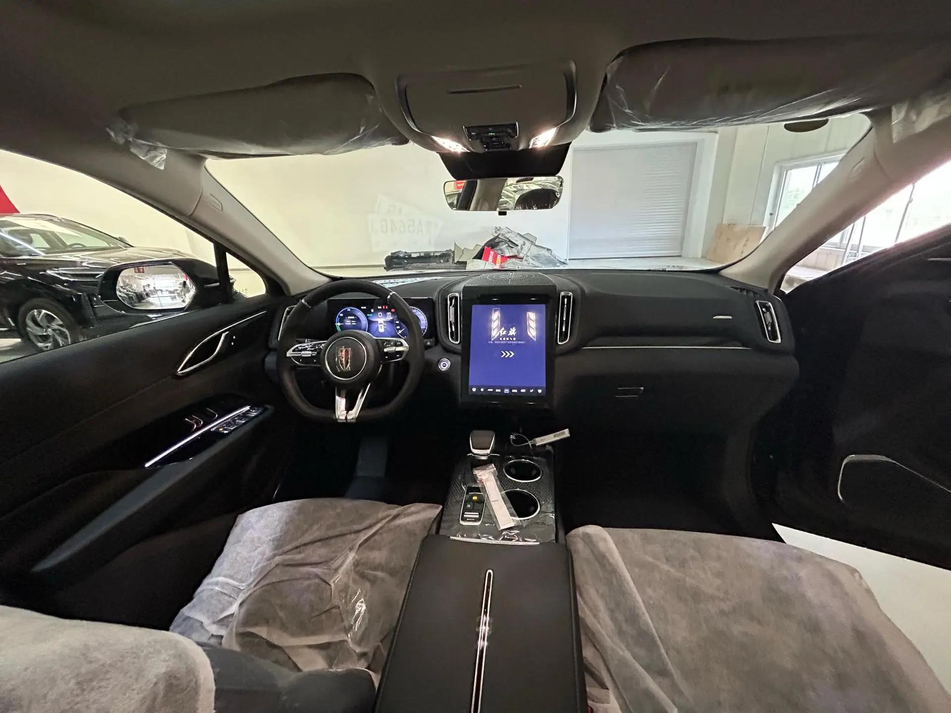 HongQi 2025 HS3 PHEV 1.5T 125km strength for 2 million commemorative automatic gear 4