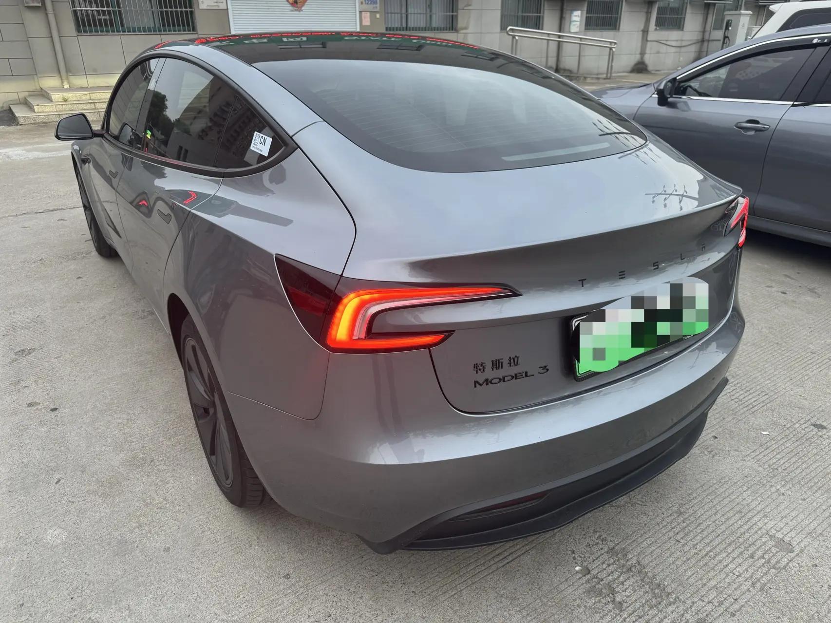 Tesla 2025 Model 3 Rear-Wheel Drive (Refreshed) Automatic 4