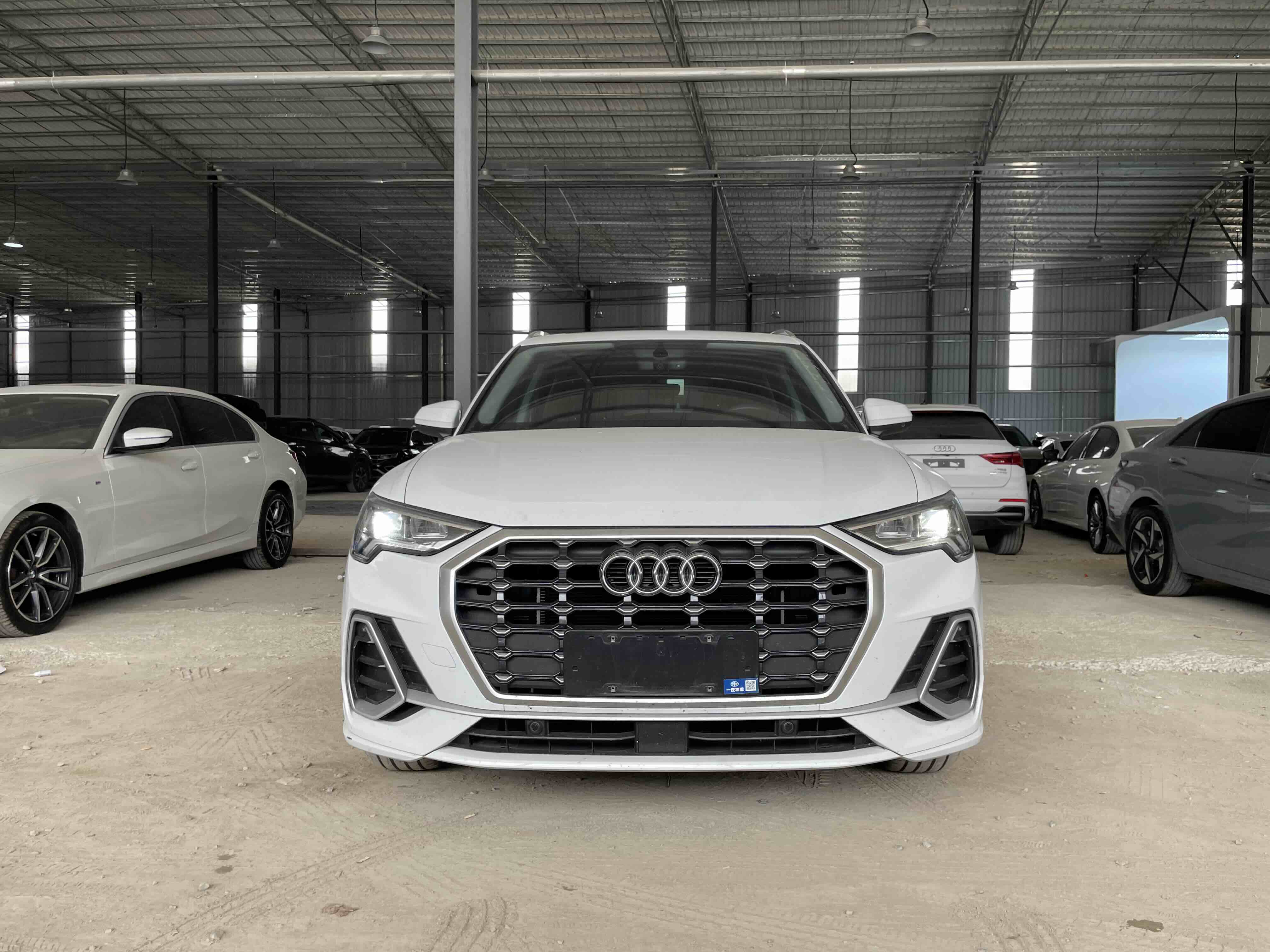 Audi Q3 2022 35 TFSI Enterprising Dynamic 2