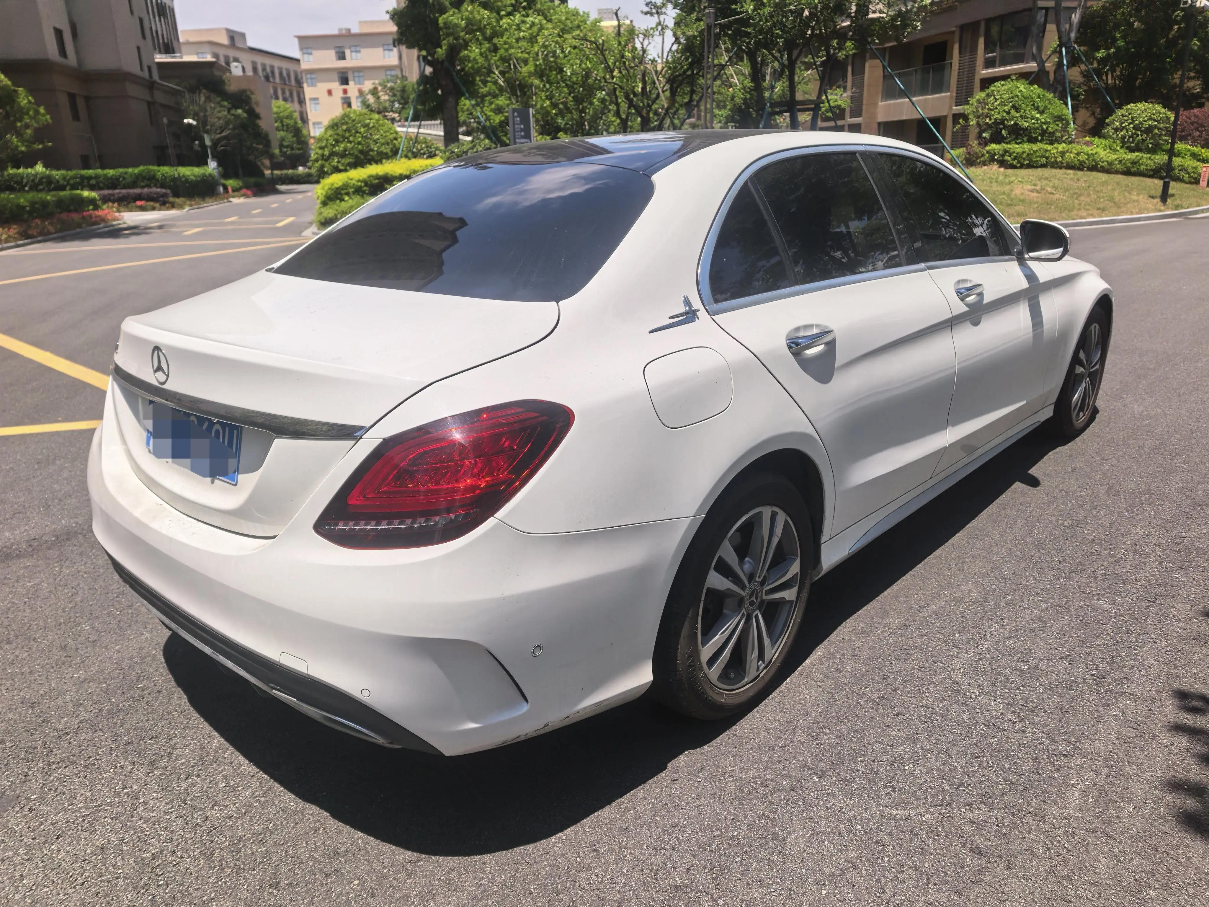 Mercedes Benz Class C 2020 to C 200 L Fashion 4