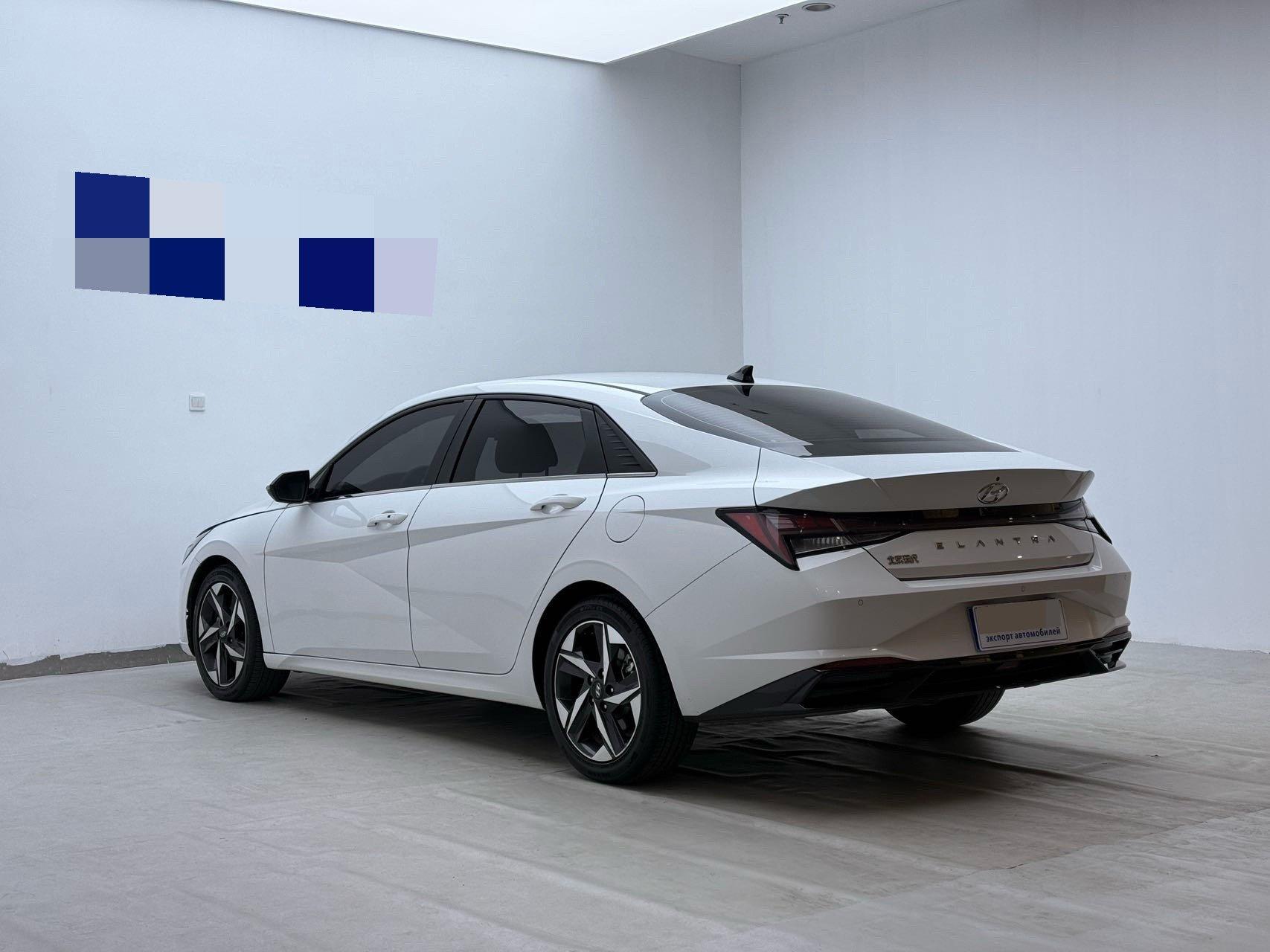 Elantra 2022 1.5L CVT LUX Premium Edition 14