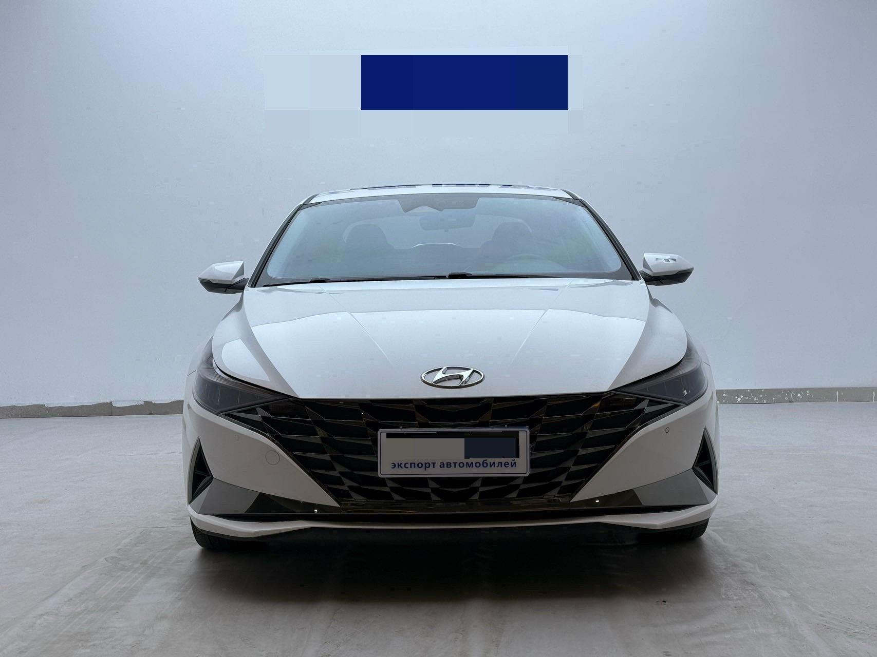 Elantra 2022 1.5L CVT LUX Premium Edition 2