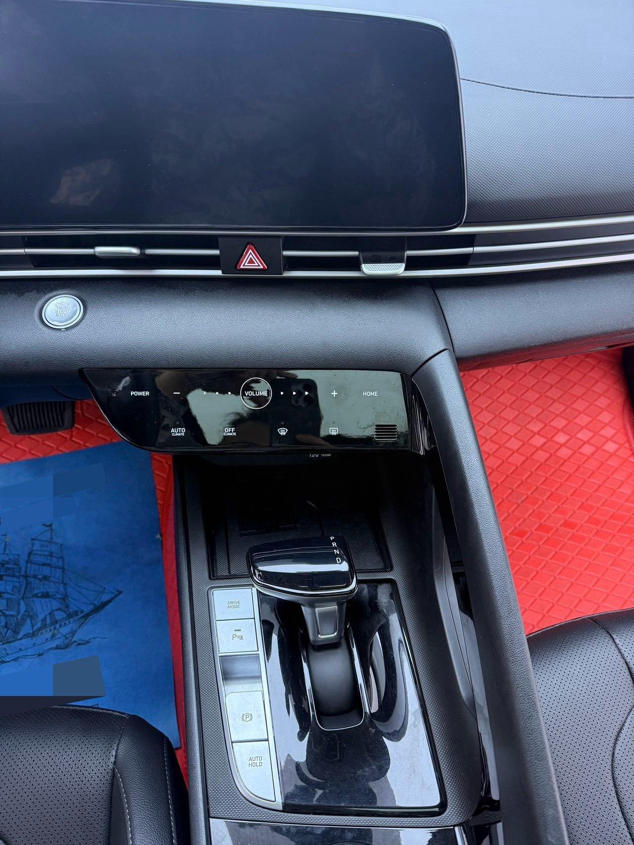 Elantra 2022 1.5L CVT LUX Premium Edition 8
