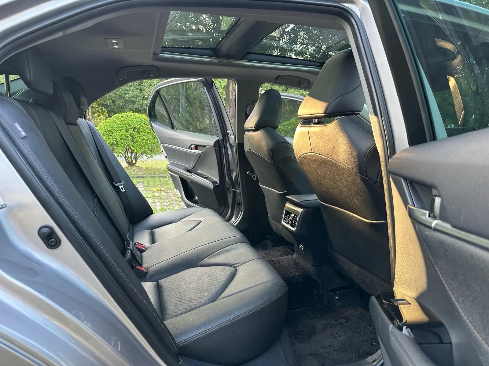 Toyota 2023 Camry 2.5G Deluxe Edition Automatic Gear 5