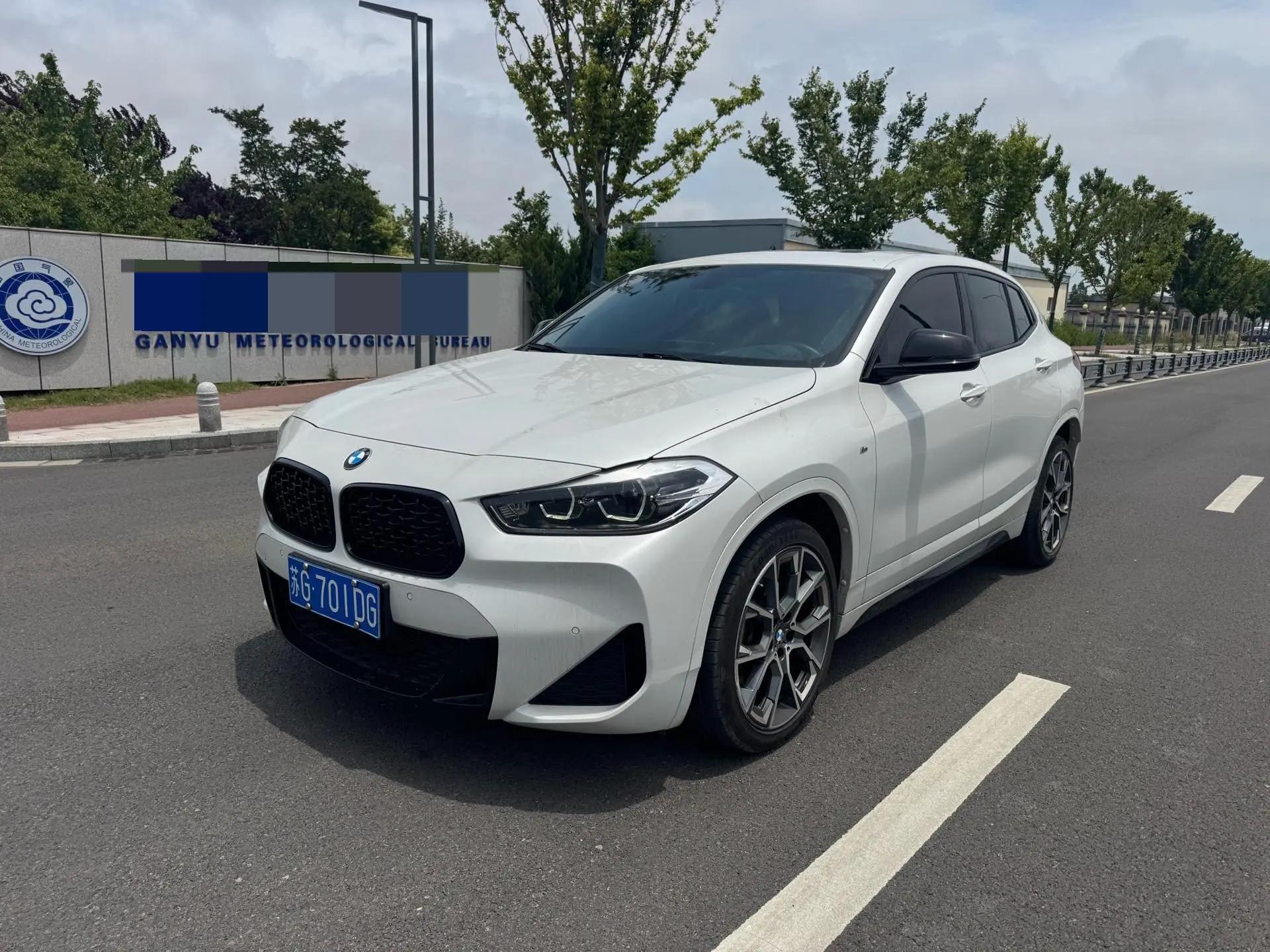 BMW X2 2022 sDrive25i Obsidian Night Edition