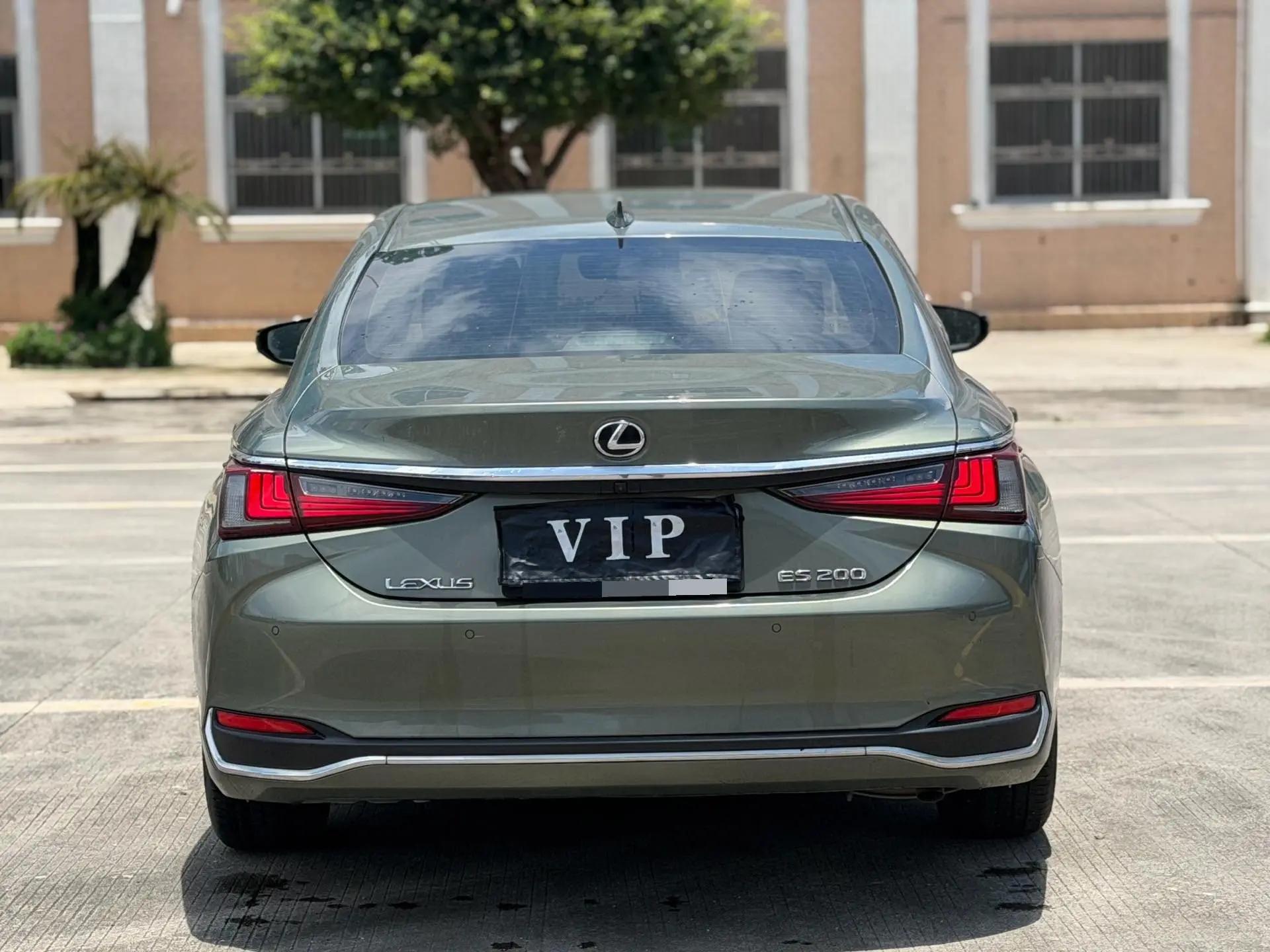 Lexus ES 2022 200 Excellence Edition 7