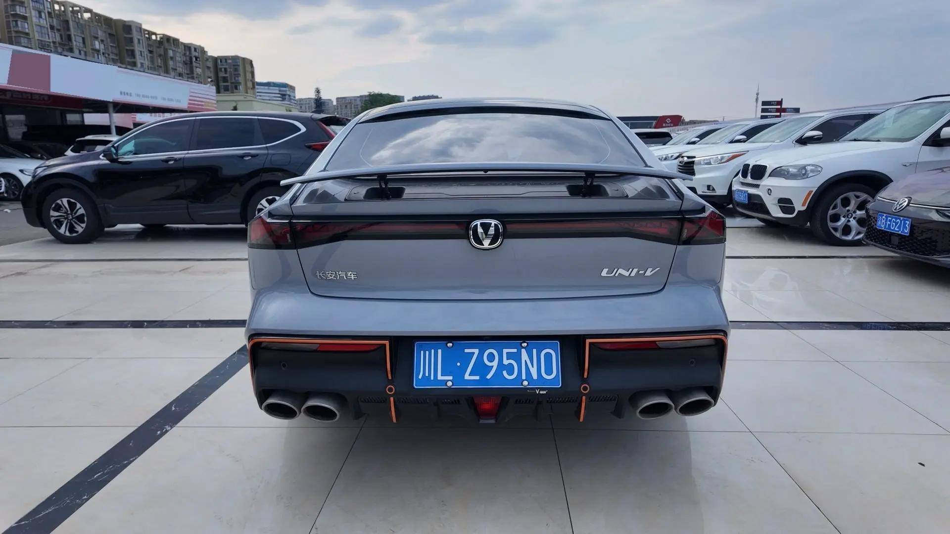 ChangAn 2023 UNI-V 1.5T Sport Edition Automatic 2