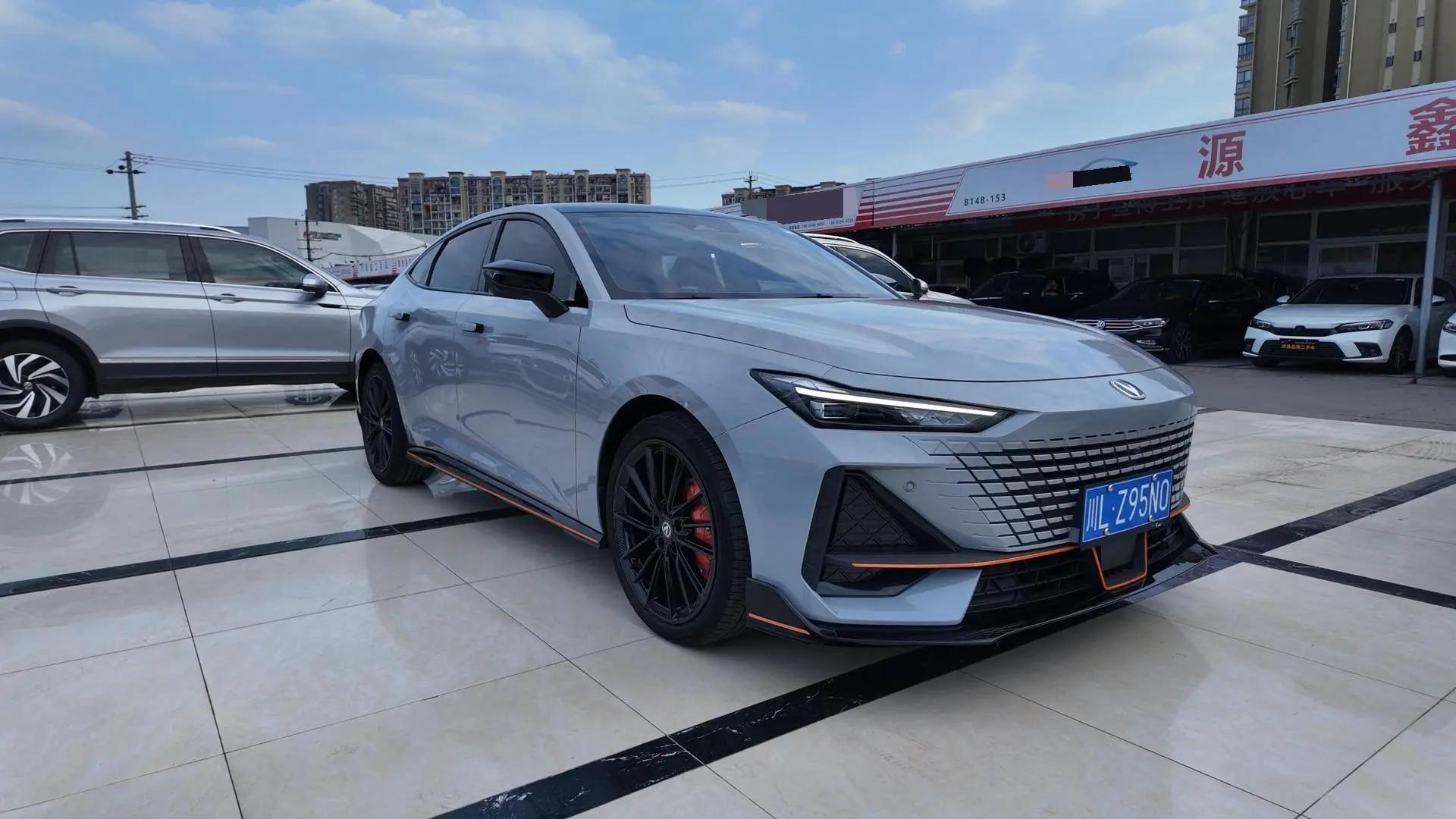 ChangAn 2023 UNI-V 1.5T Sport Edition Automatic 5