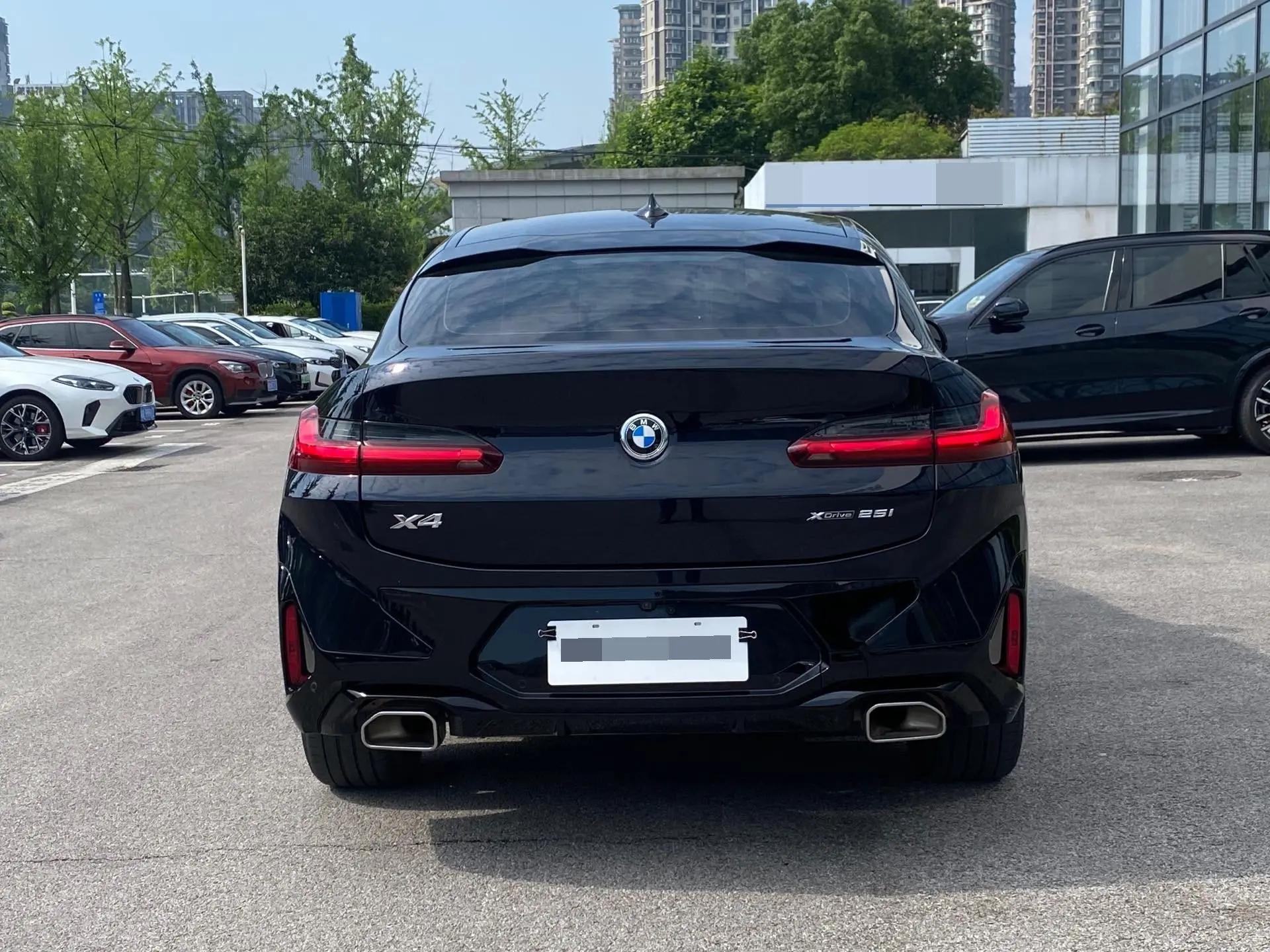 BMW X4 2022 xDrive 25i M Sport Set 5