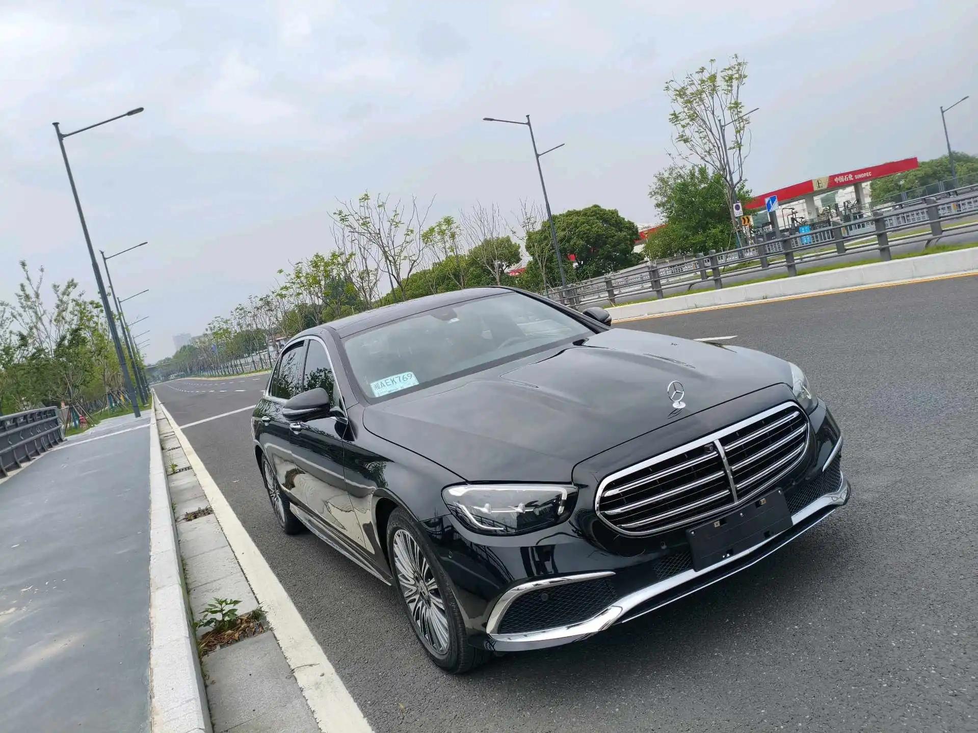 Mercedes Benz E-Class 2021 E 300 L Sports Fashion 3