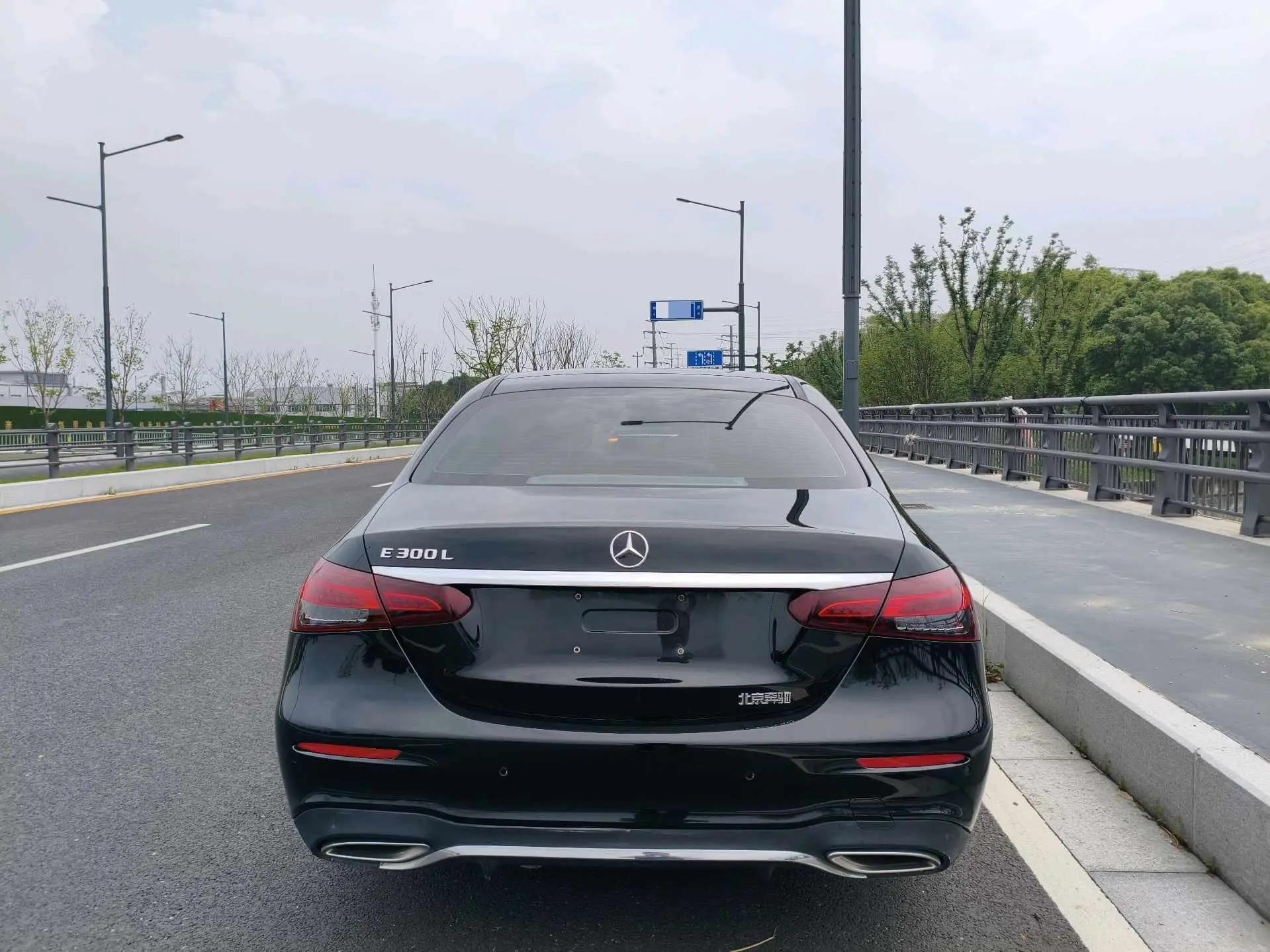 Mercedes Benz E-Class 2021 E 300 L Sports Fashion 4