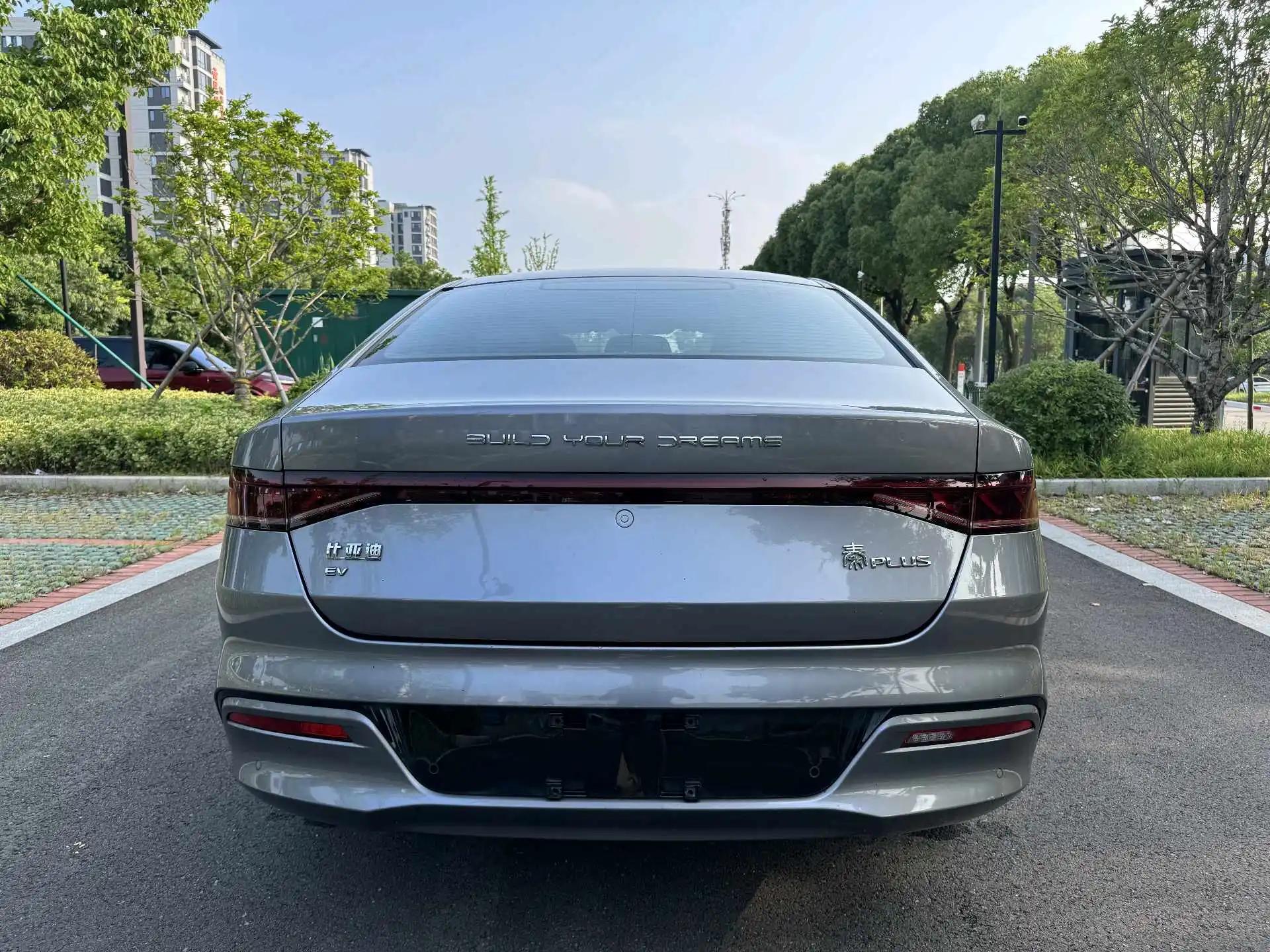Qin PLUS 2021 EV 400KM Luxury Model 8