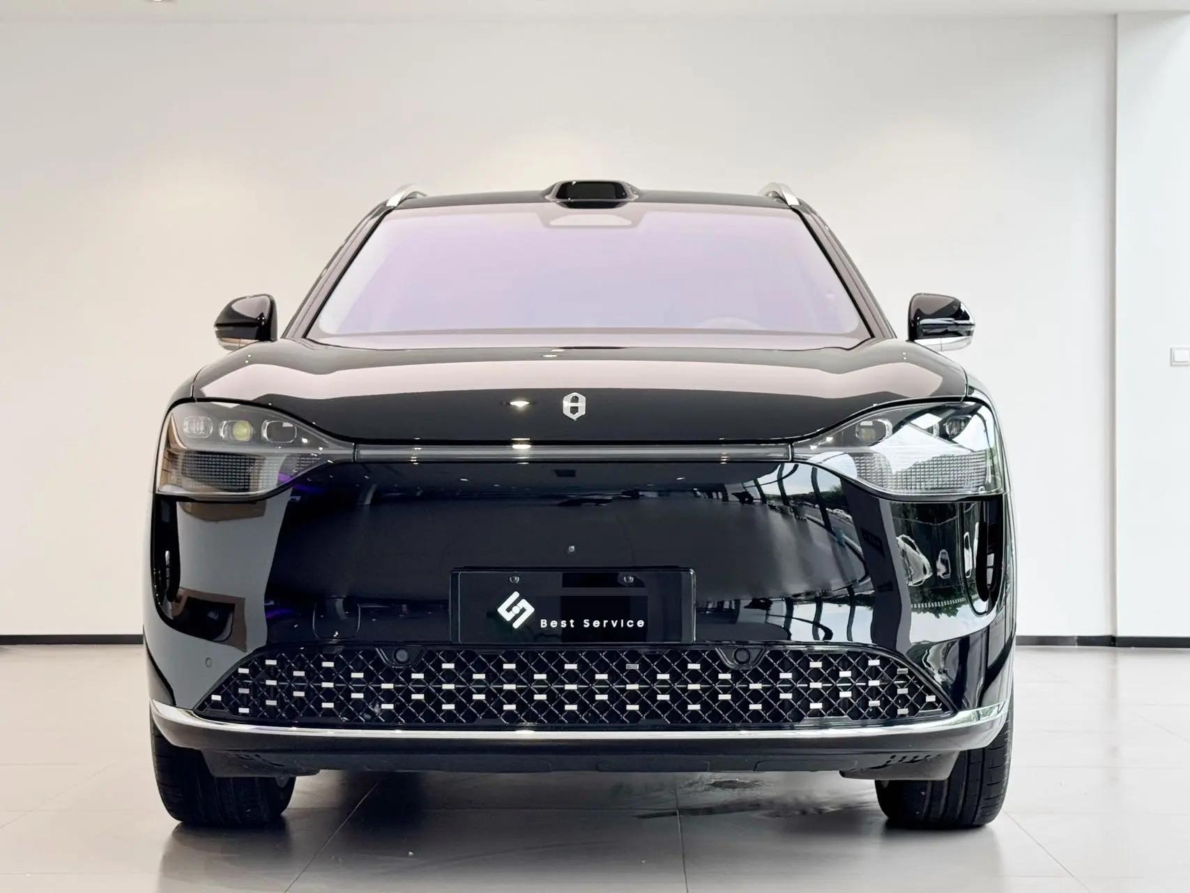 AITO 2024 AITO M9 Range-Extended Ultra Version 52kWh 5-Seater Automatic 2