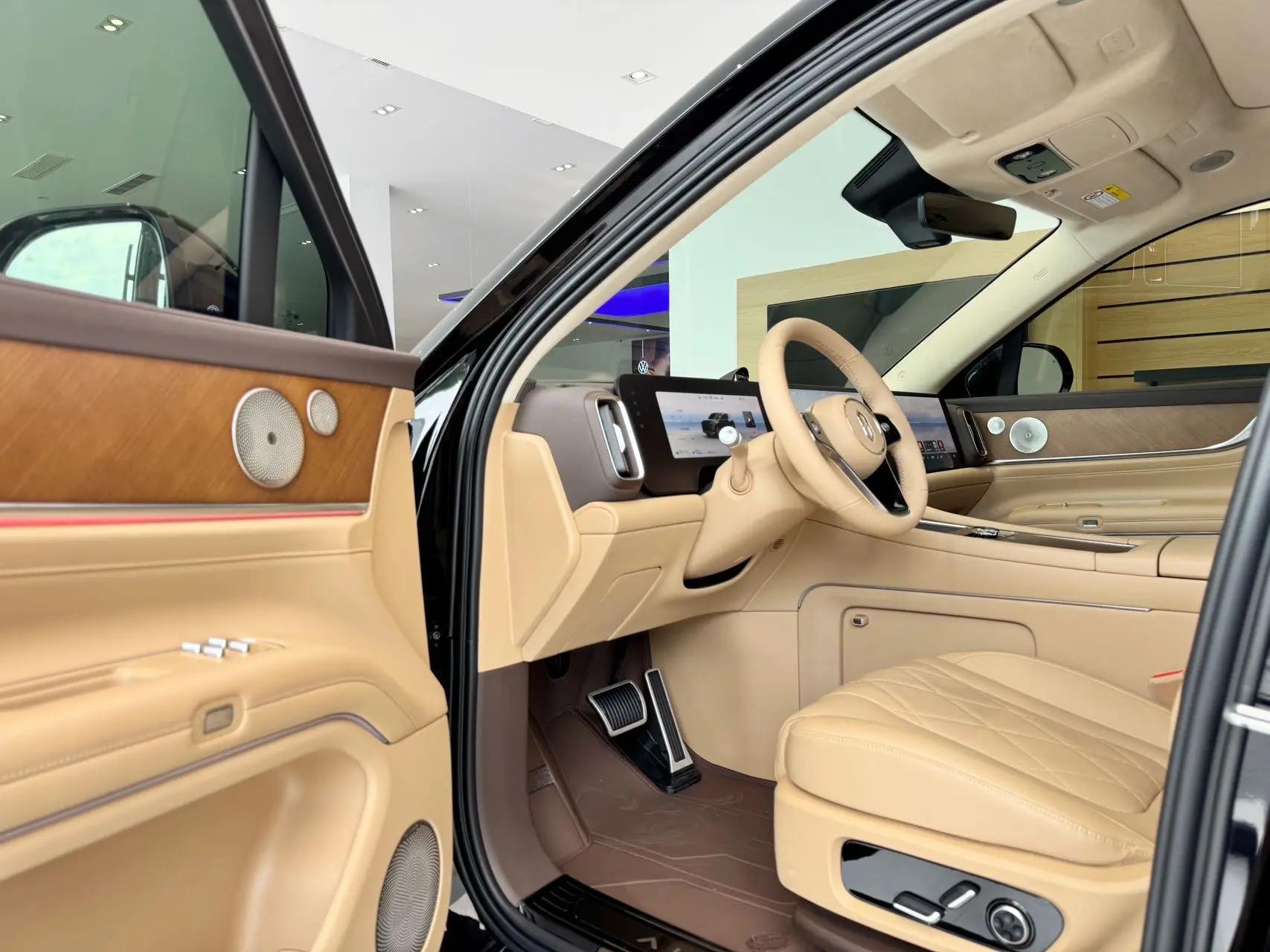 AITO 2024 AITO M9 Range-Extended Ultra Version 52kWh 5-Seater Automatic 3