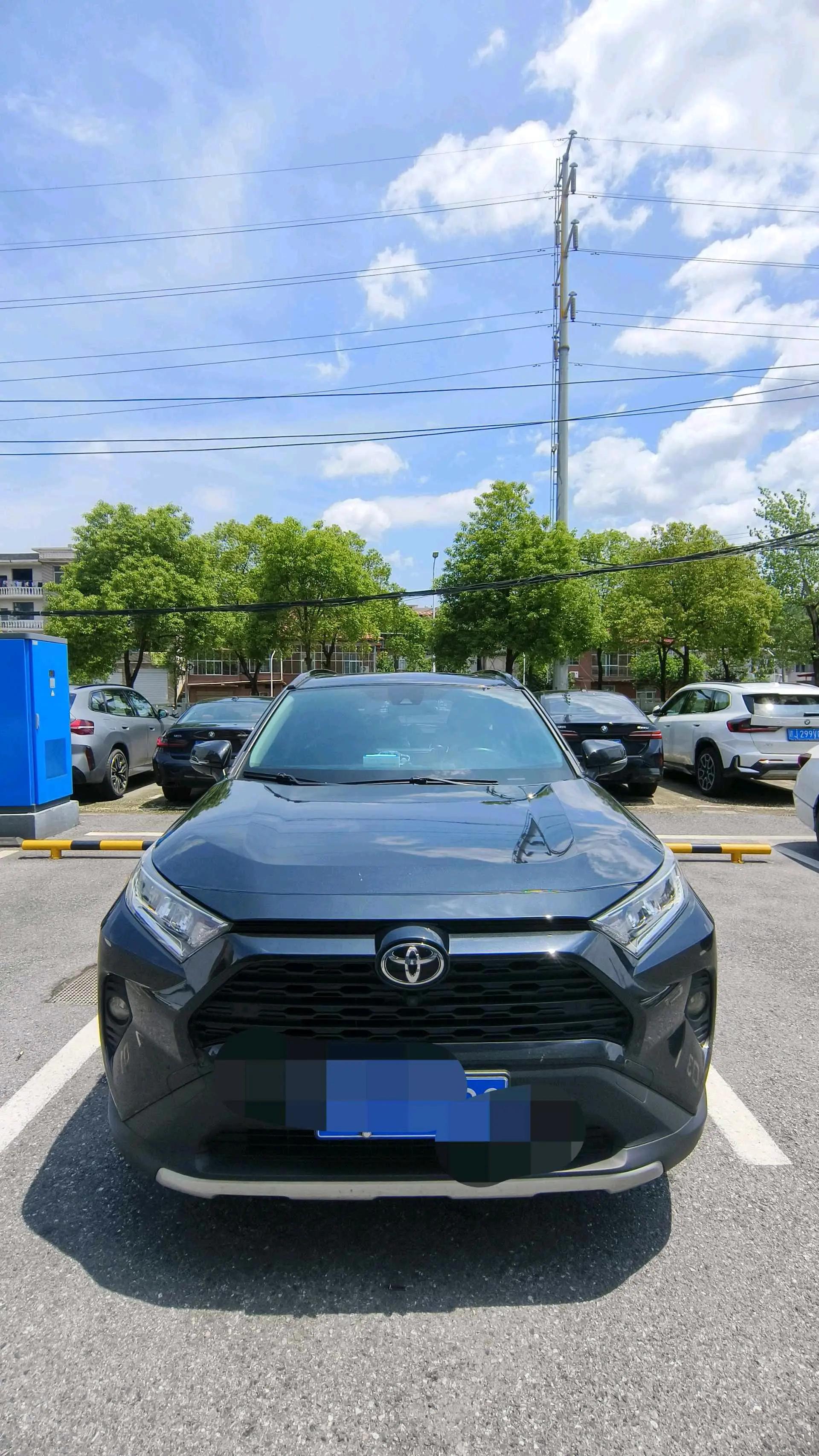 RAV4 Rongfeng 2022 2.0L CVT Two-Drive Fashion Edition 2