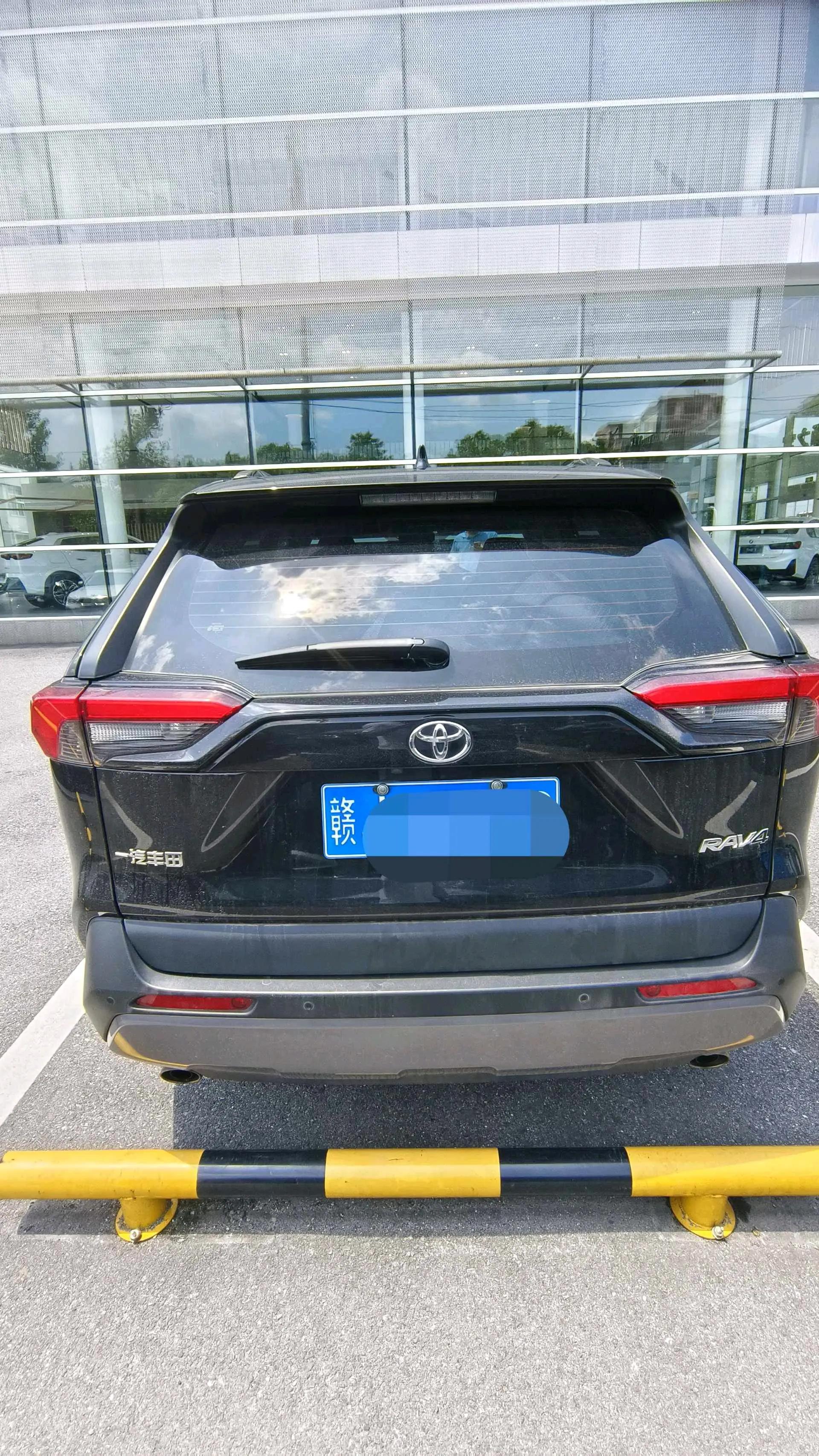 RAV4 Rongfeng 2022 2.0L CVT Two-Drive Fashion Edition 3