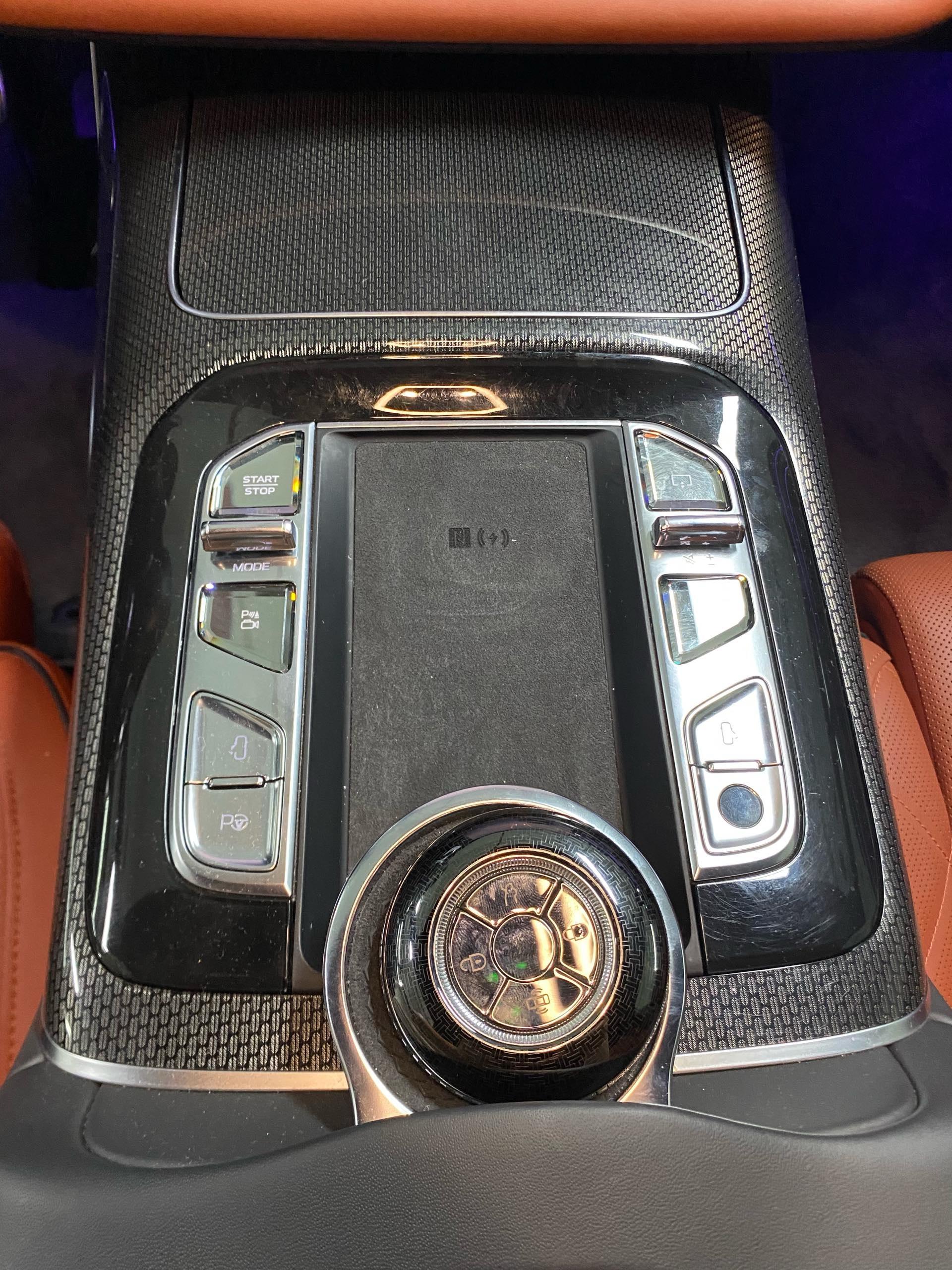 HongQi L1 2024 4.0T 6