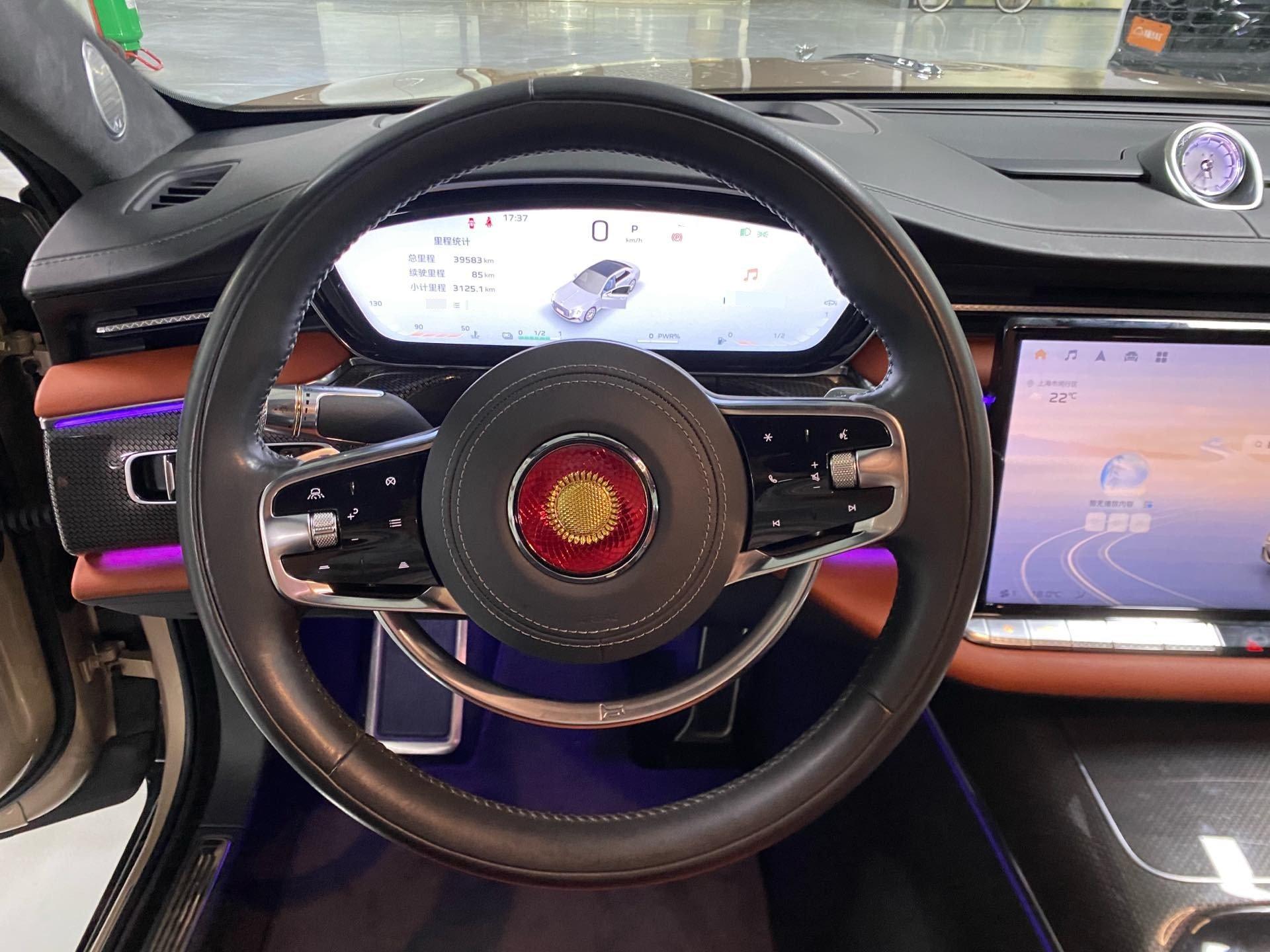 HongQi L1 2024 4.0T 8