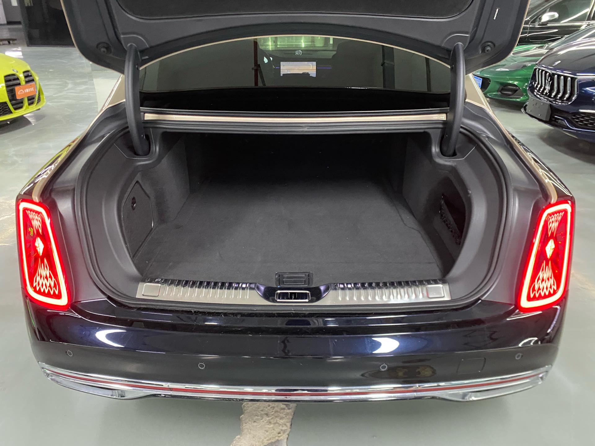 HongQi L1 2024 4.0T 9