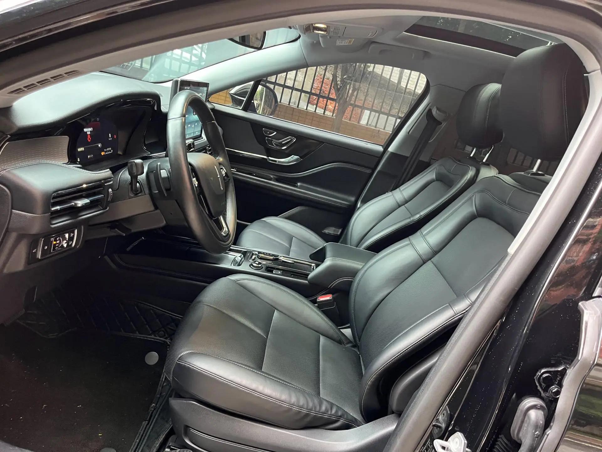 Adventurer 2021 2.0T Two-Drive Zunyue Edition 7