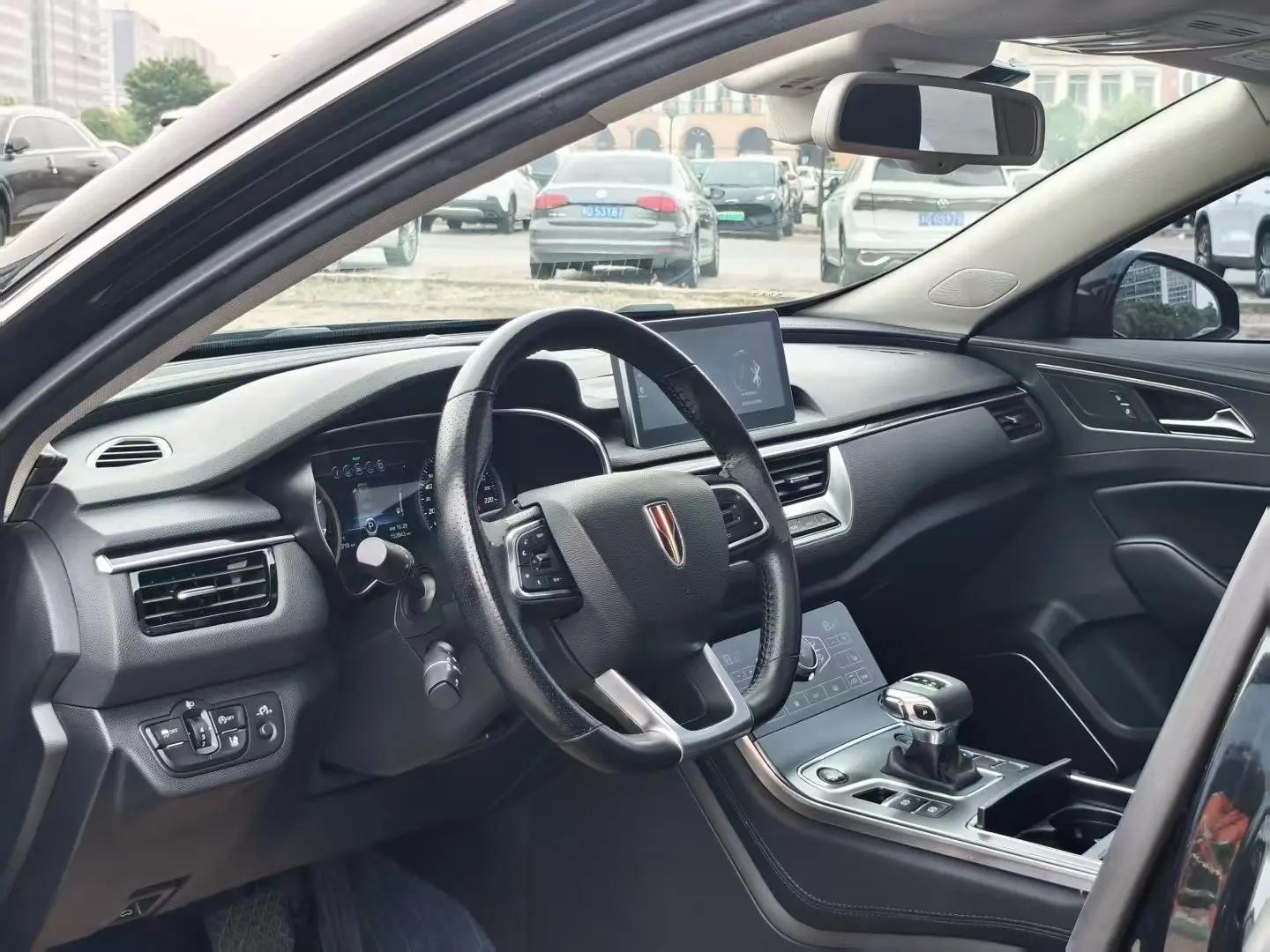 HongQi H5 Classic 2020 1.8T Auto Zhilian Flag Edition 4