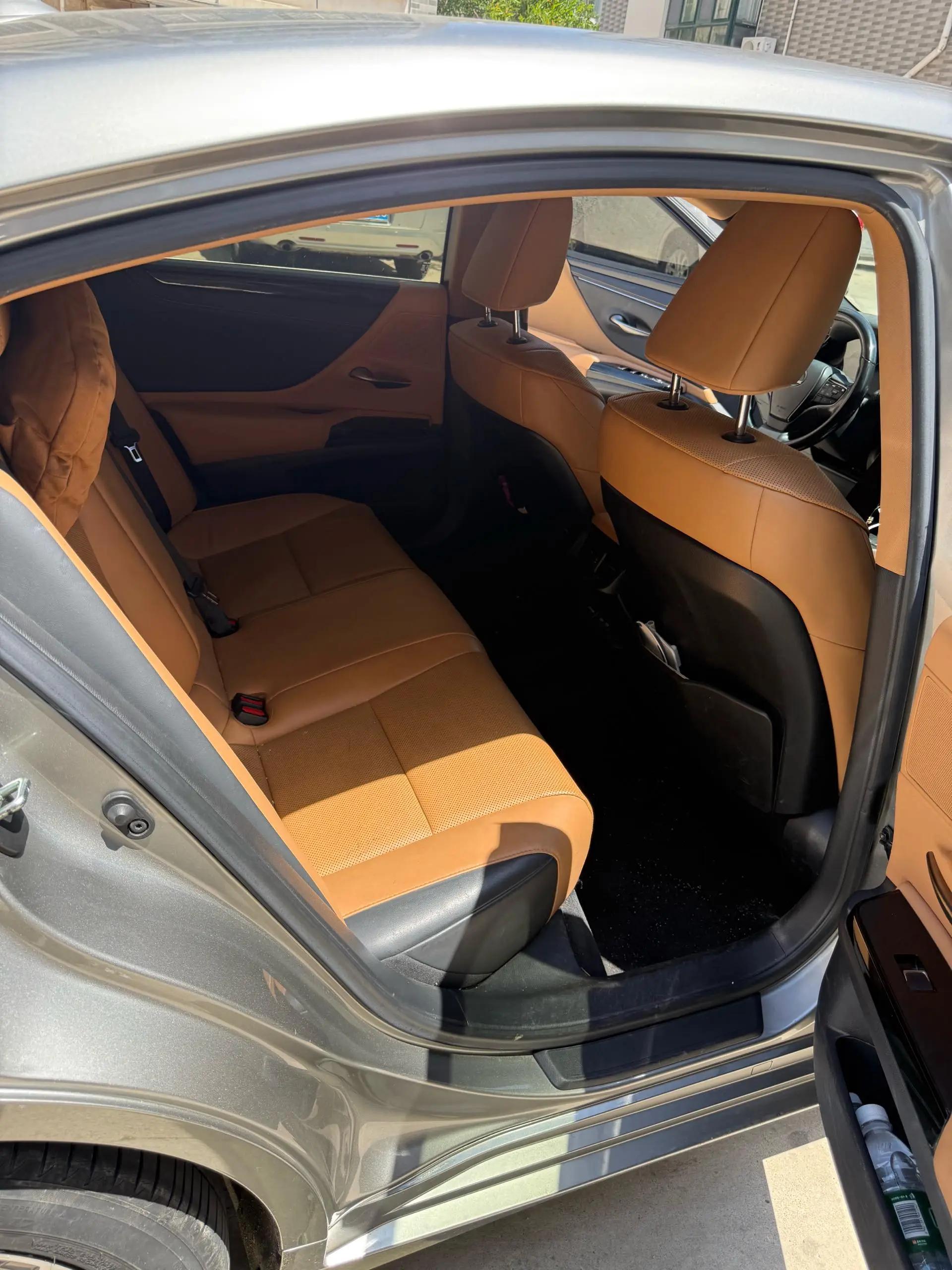Lexus ES 2021 260 Excellence Edition 9