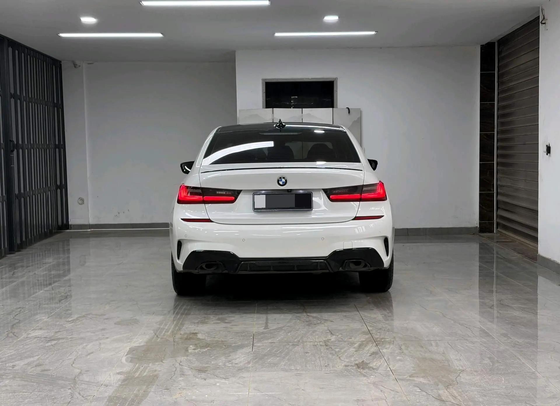 BMW 3 Series 2021 325Li M Sports Night Suit 9