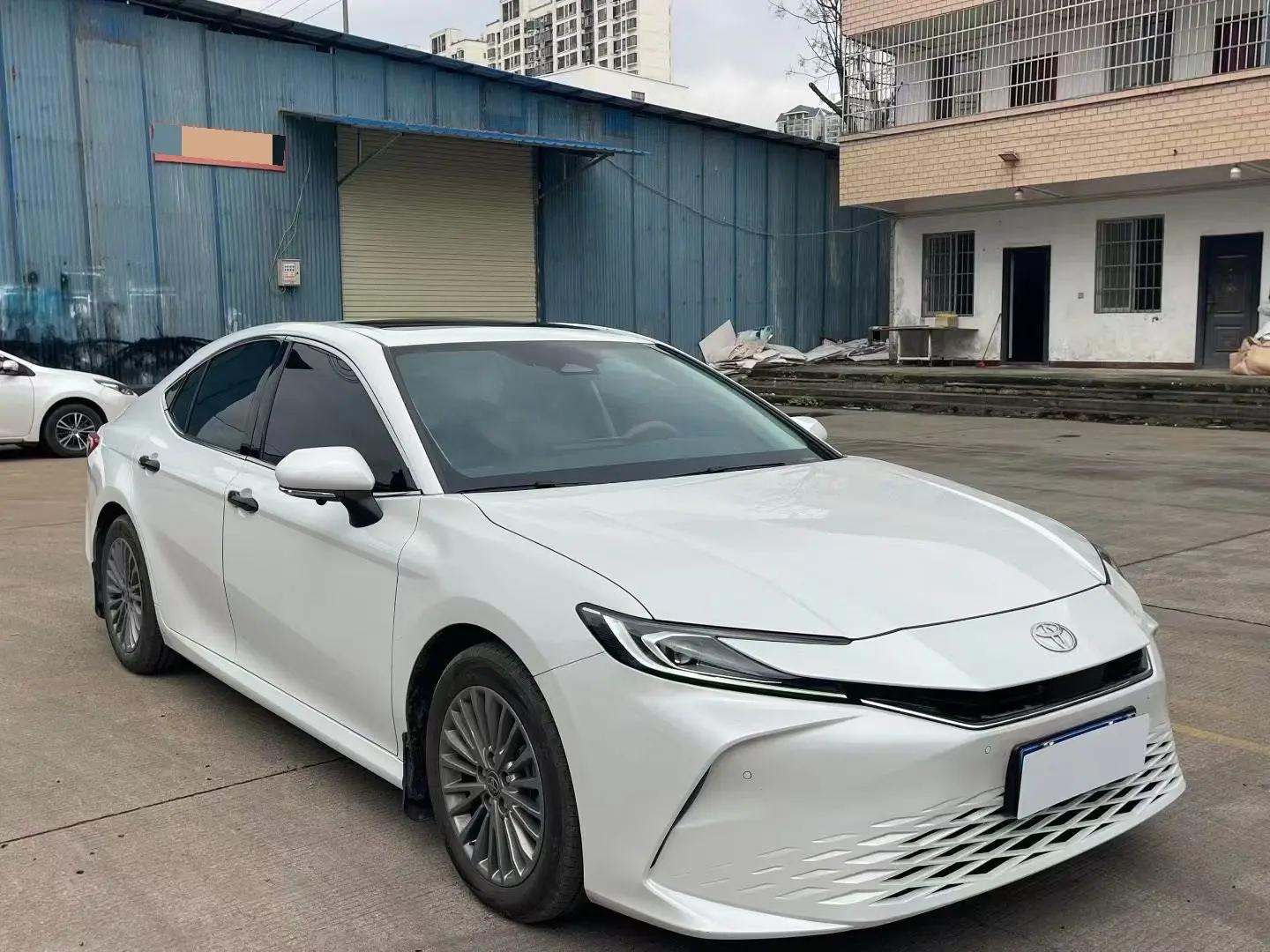 Toyota 2024 Camry 2.0GVP CVT Luxury Edition Automatic 3