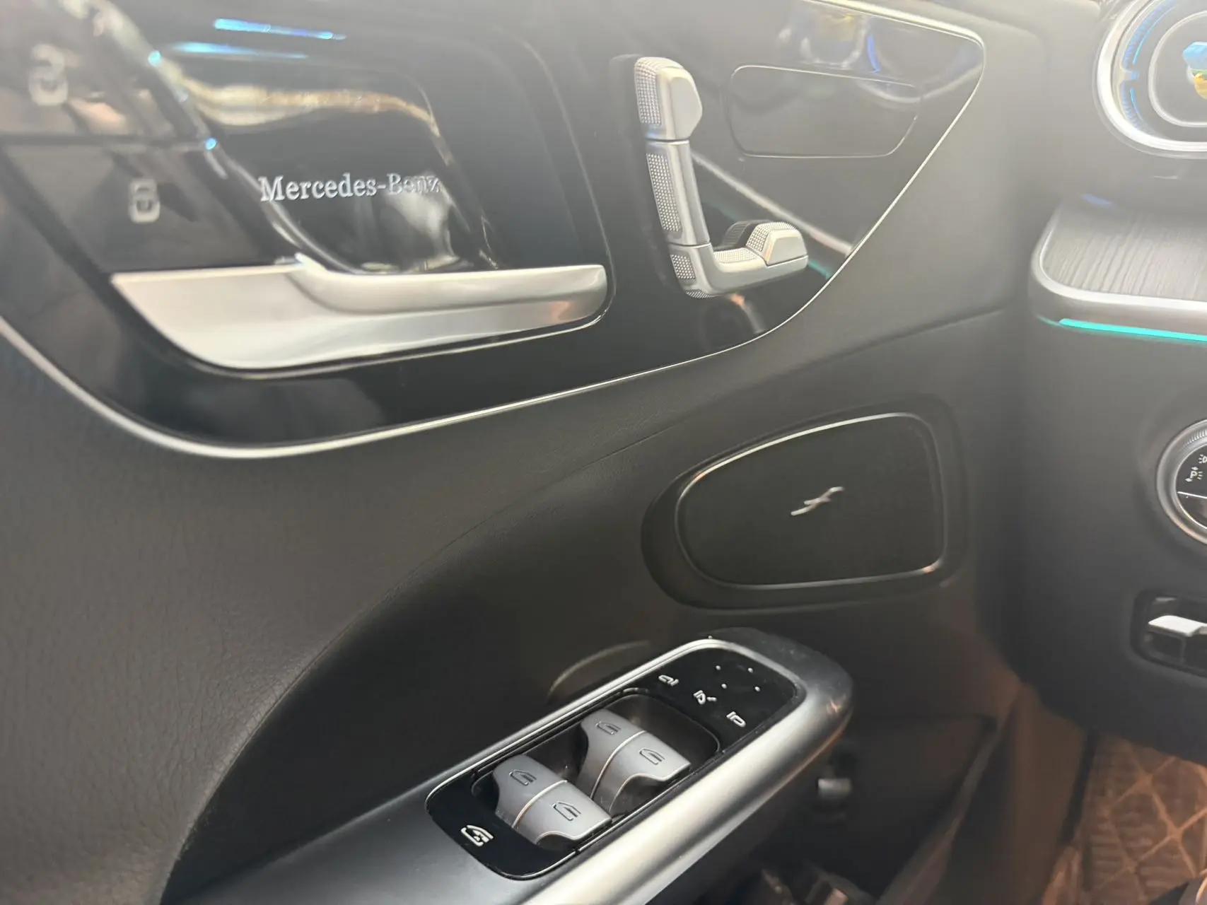 Mercedes Benz C- Class 2022 Model Facelift C 200 L Sport Version 4