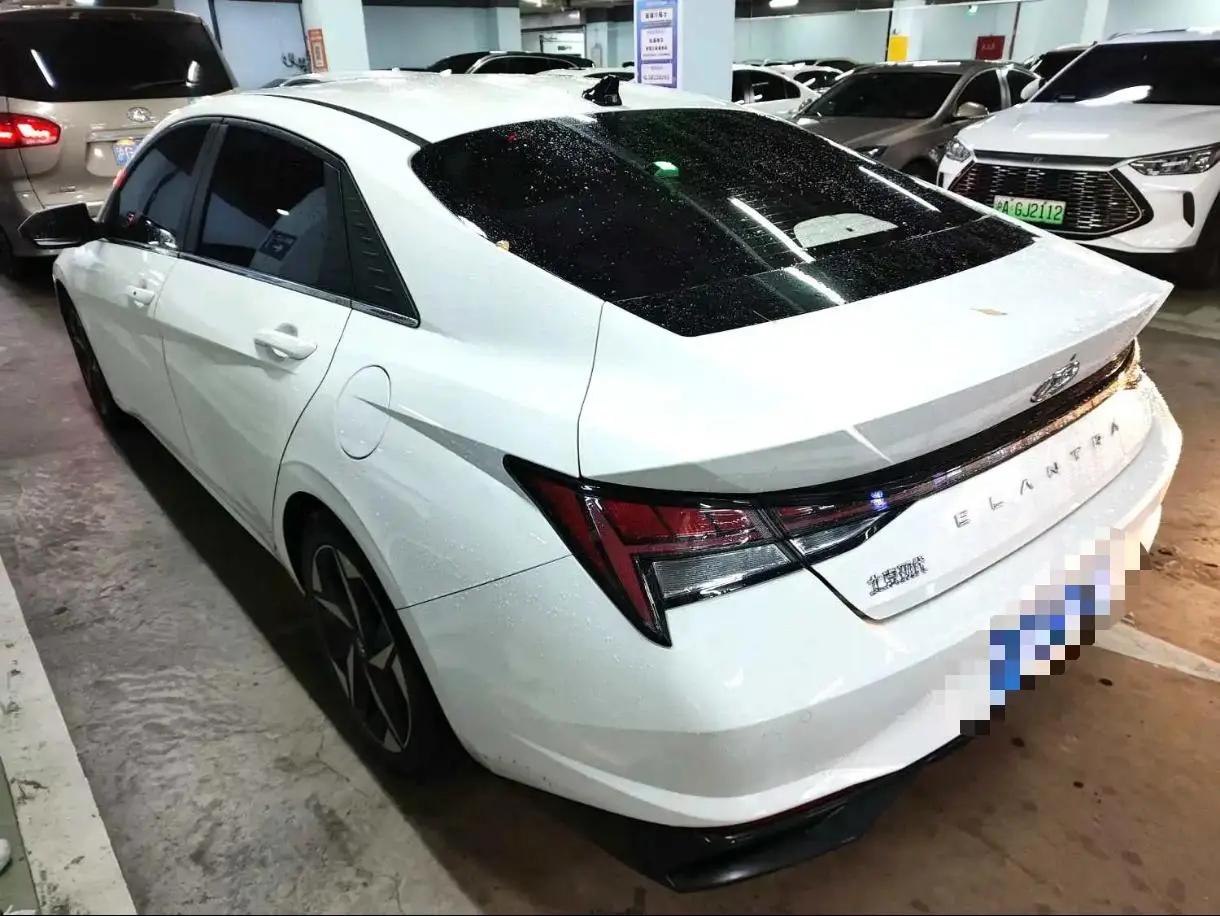 Elantra 2022 1.5L CVT GLX Elite Edition 4